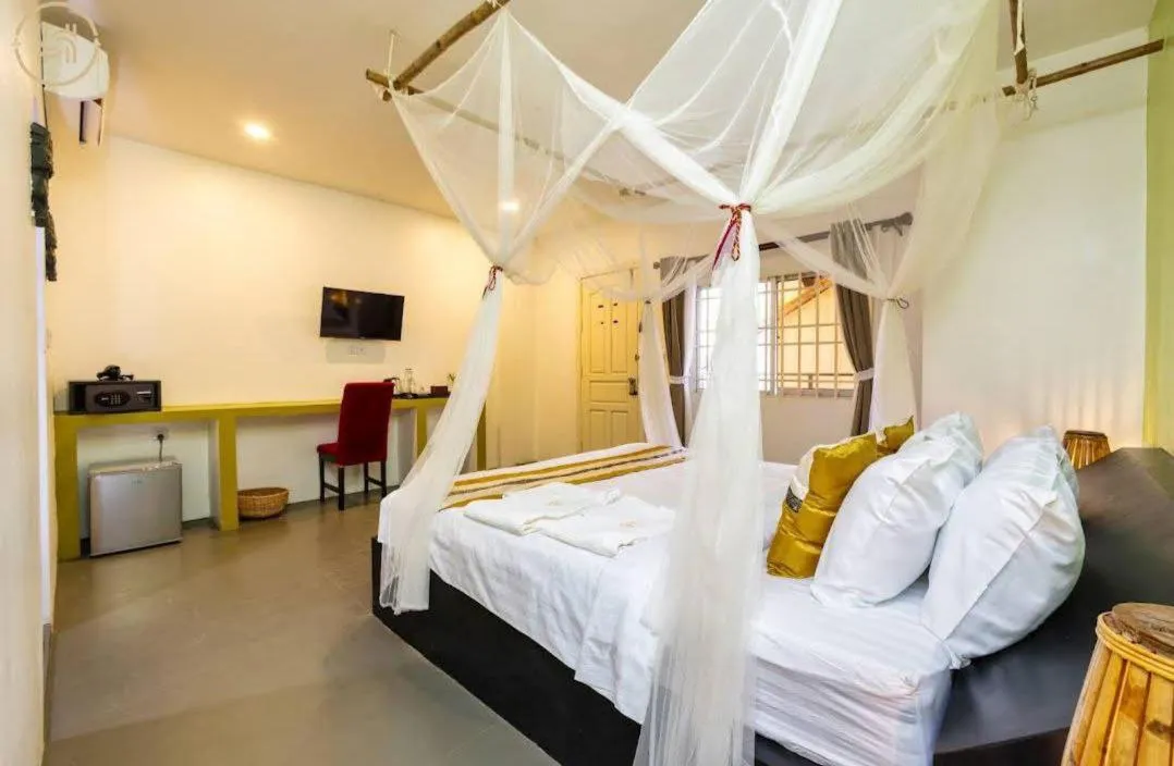 Bed in Green BOUTiQUE