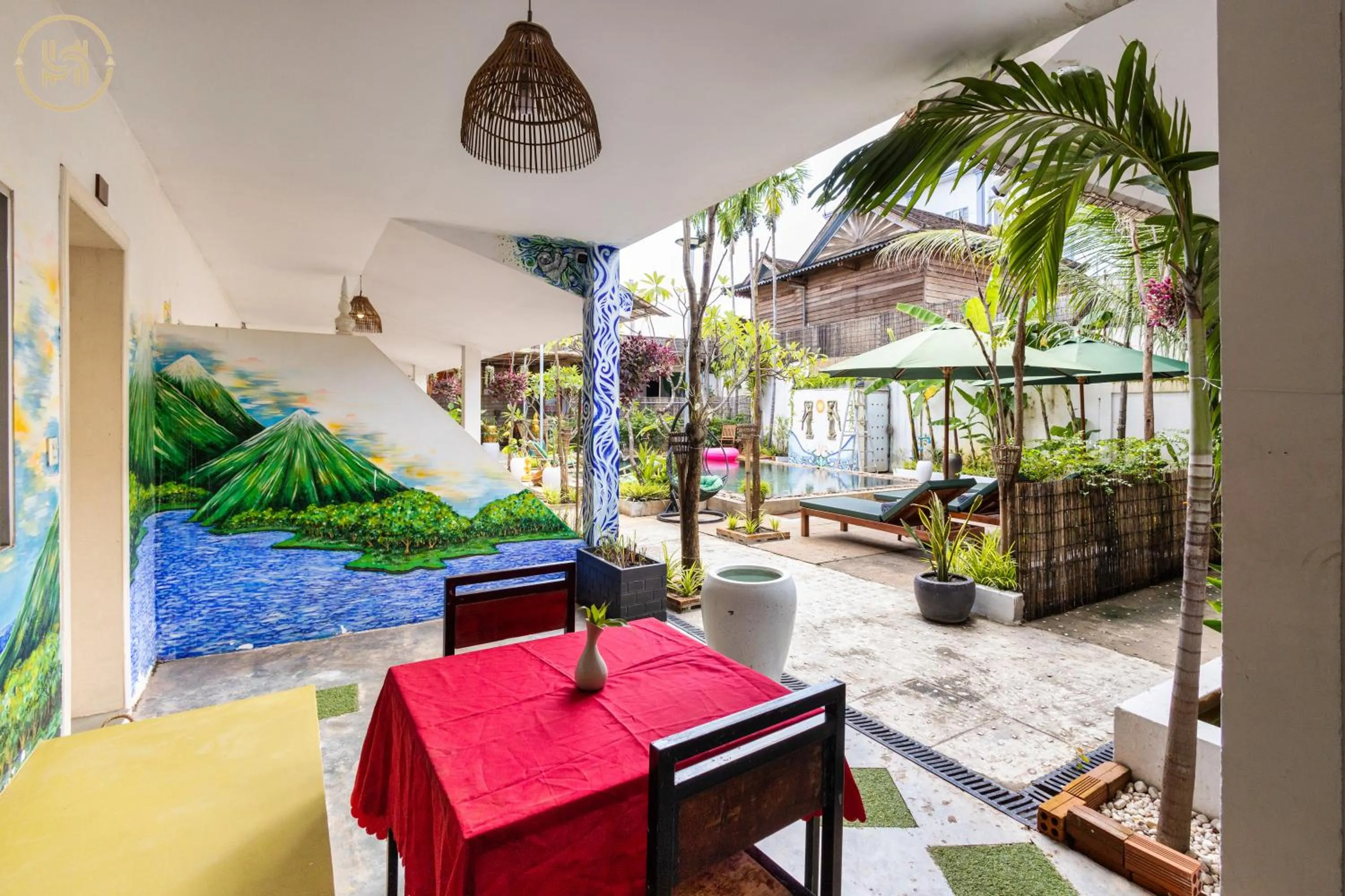 Seating area in Green BOUTiQUE