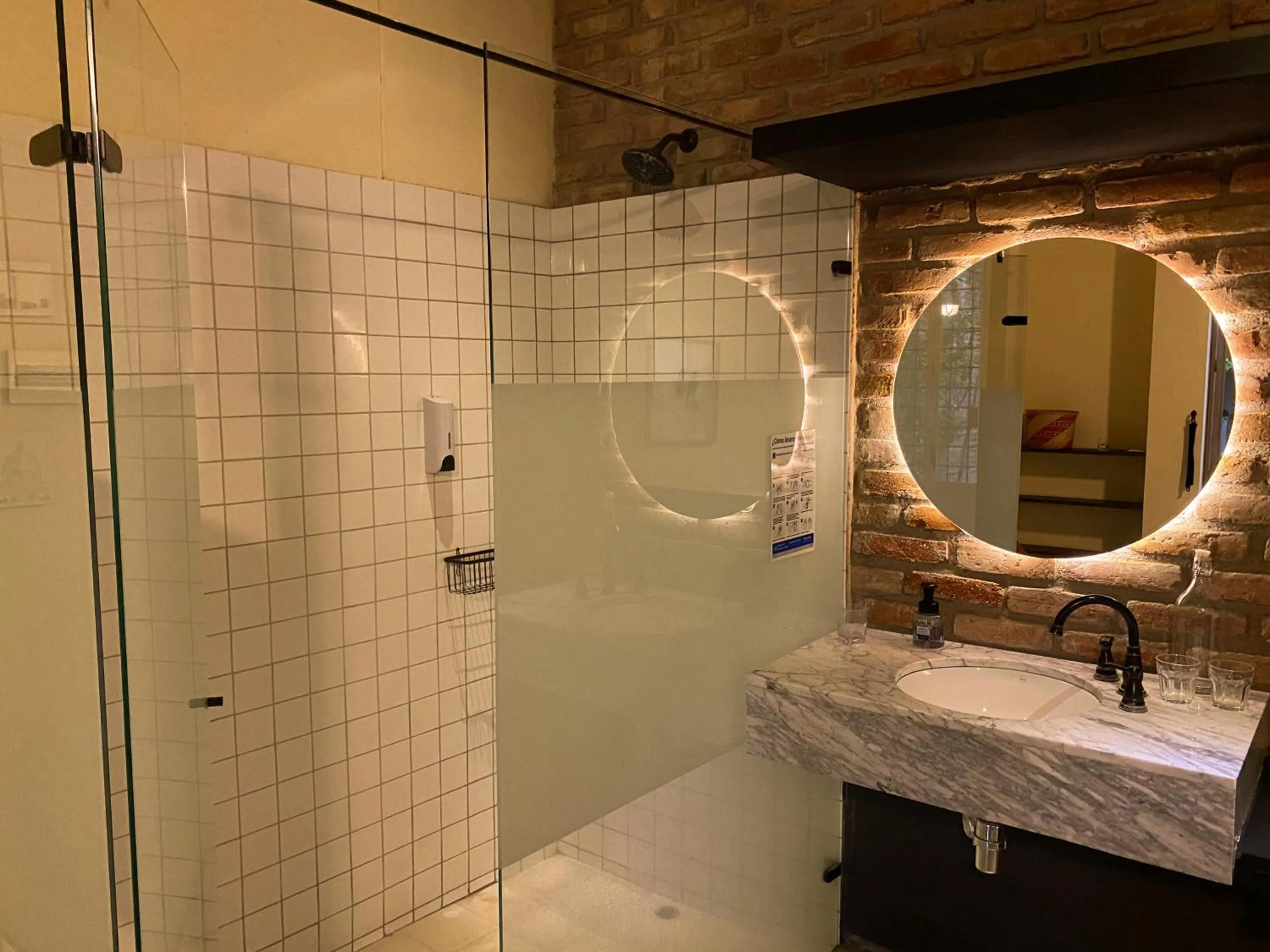 Bathroom in Casa Charlotte - Alma Hotels