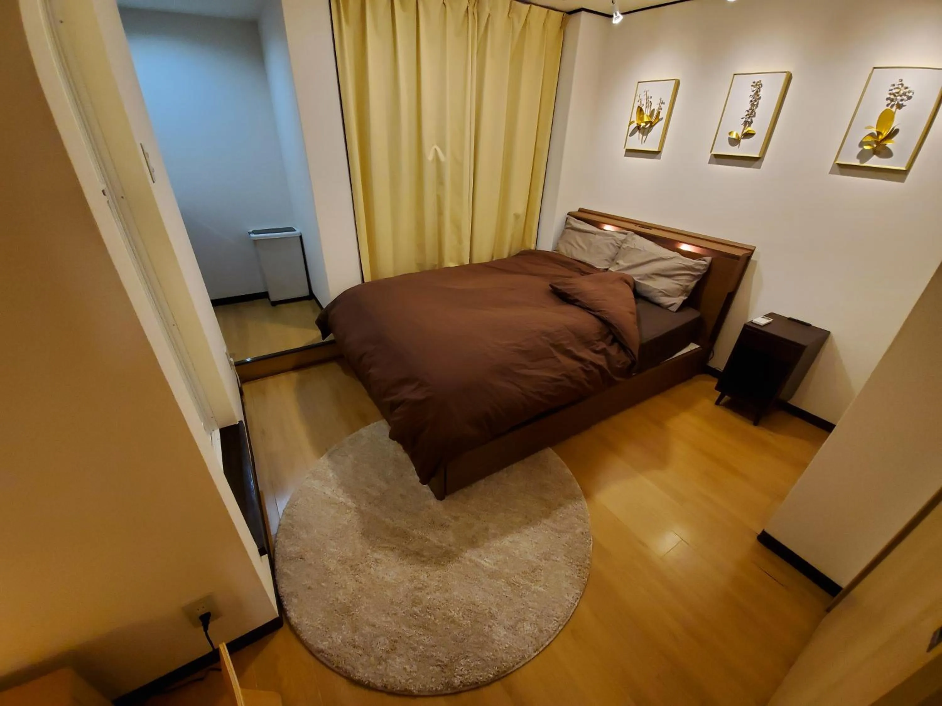 Bedroom, Bed in Sakuranomiya Hotel-Self Service