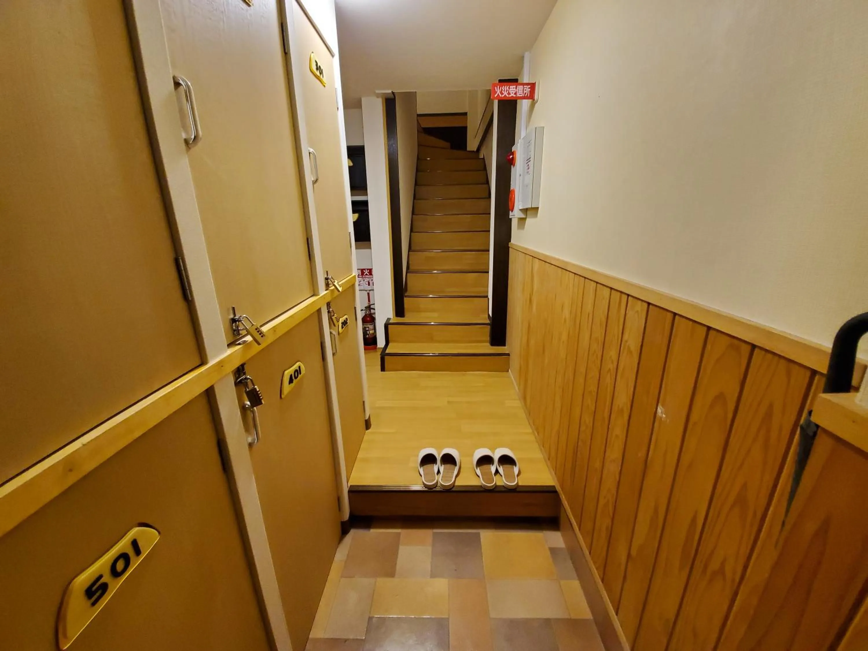 Lobby or reception in Sakuranomiya Hotel-Self Service