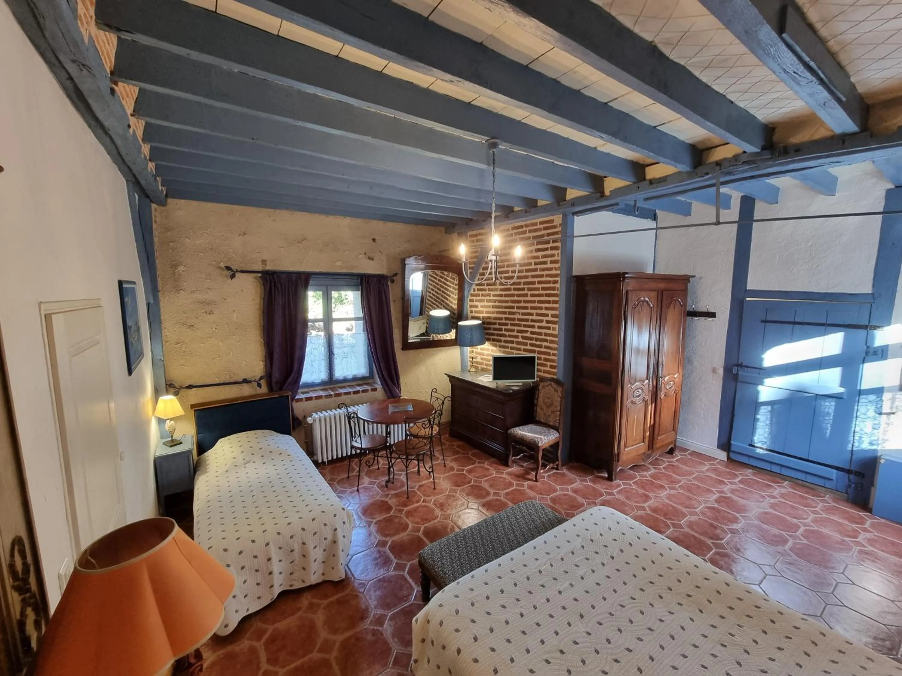 Bedroom, Bed in Manoir de la Maison Blanche