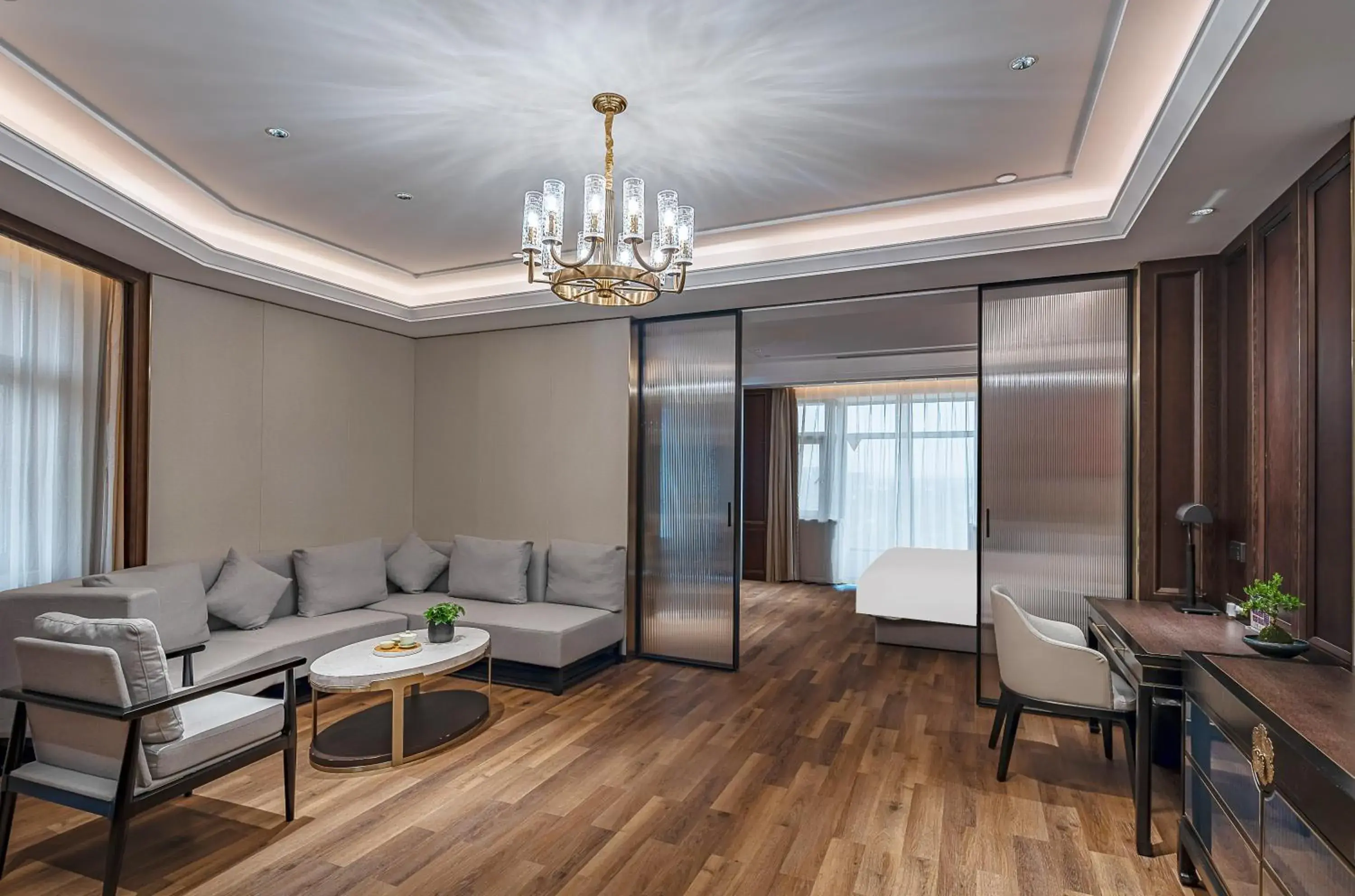 Deluxe Suite in Hangzhou Junsun Luxury Hotel Deluxe Suite in Hangzhou Junsun Luxury Hotel