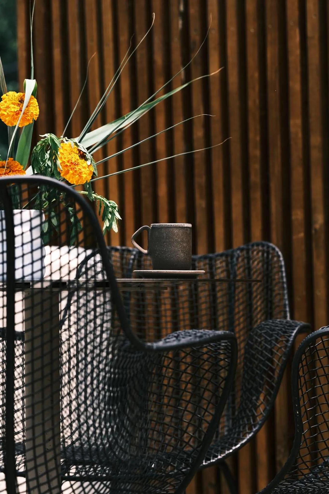 Patio in guesthouse by good neighbor