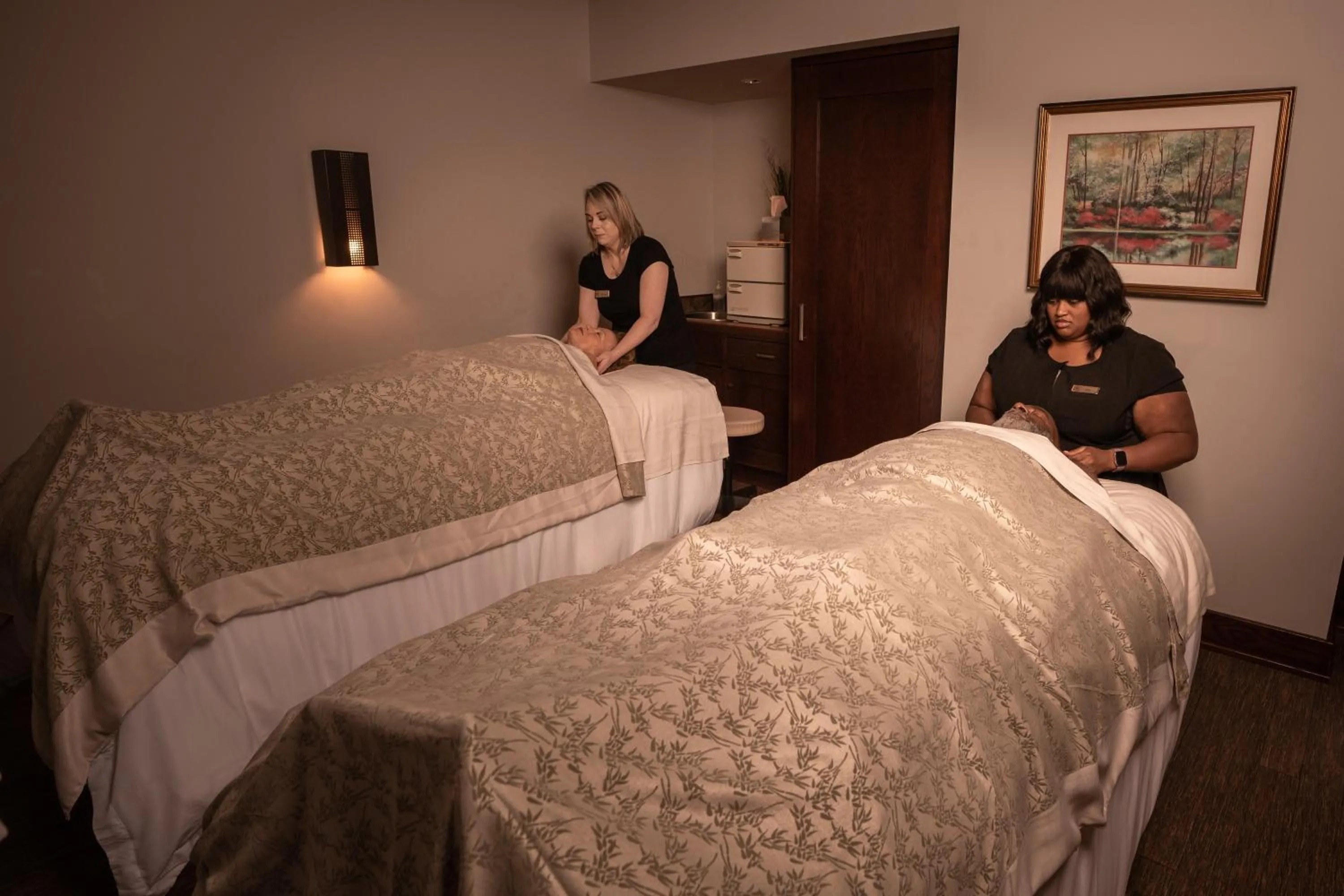 Massage, Bed in Callaway Resort & Gardens