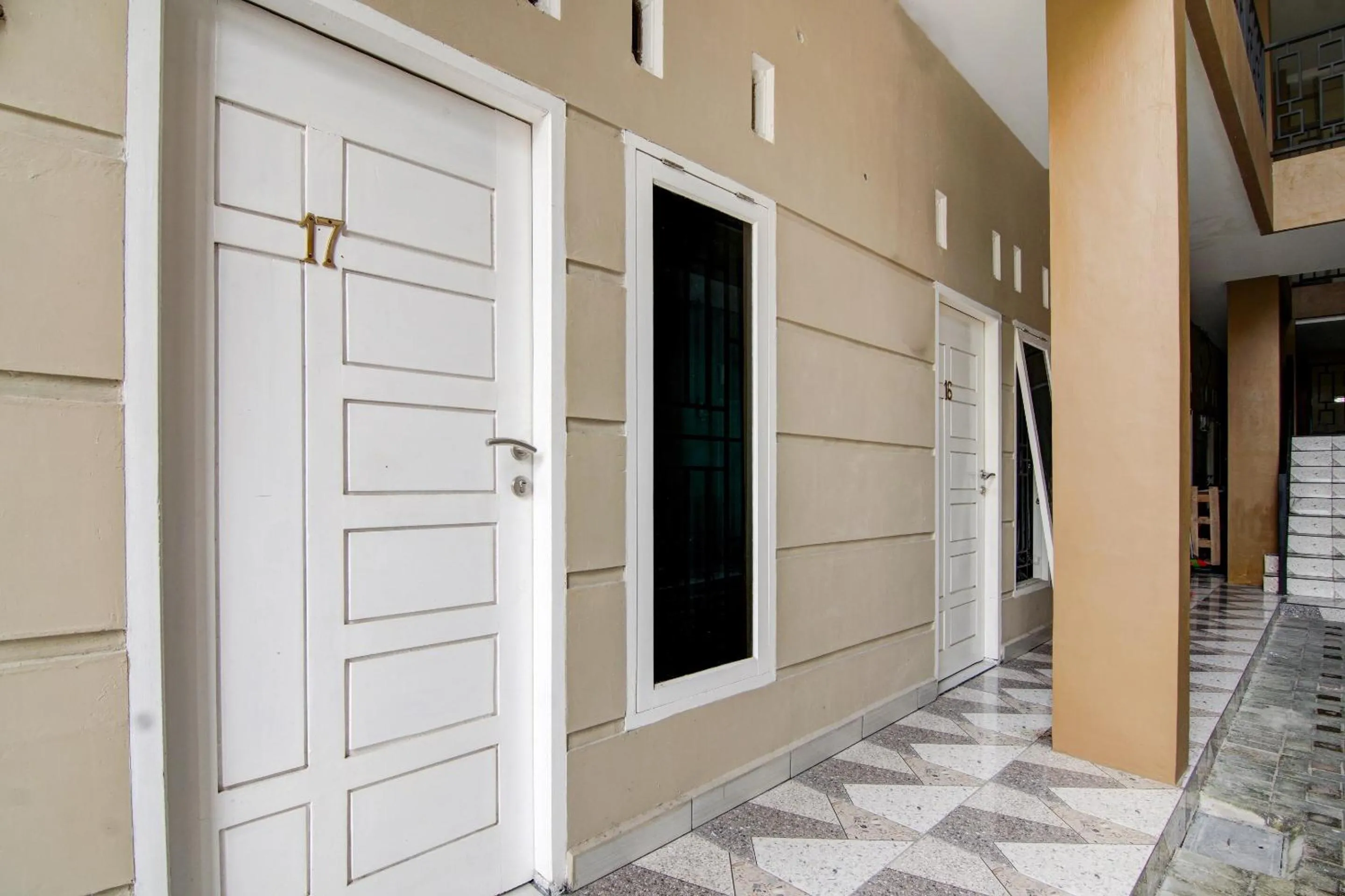 Lobby or reception in Hotel O Awi Stay Syariah Near SIMPANG KAWASAN INDUSTRI WILMAR PELINTUNG