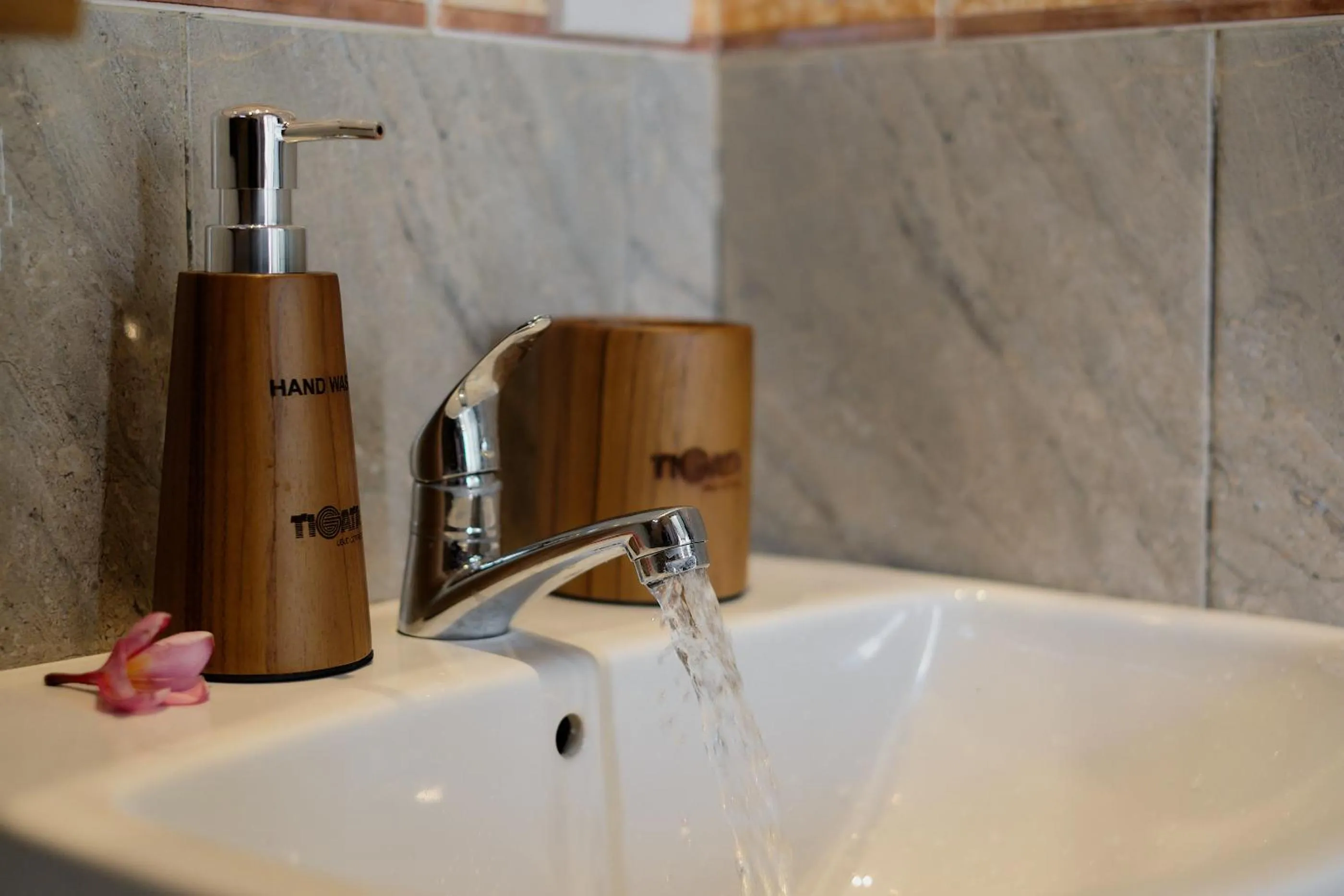 Bathroom in Tigata Ubud Cottage