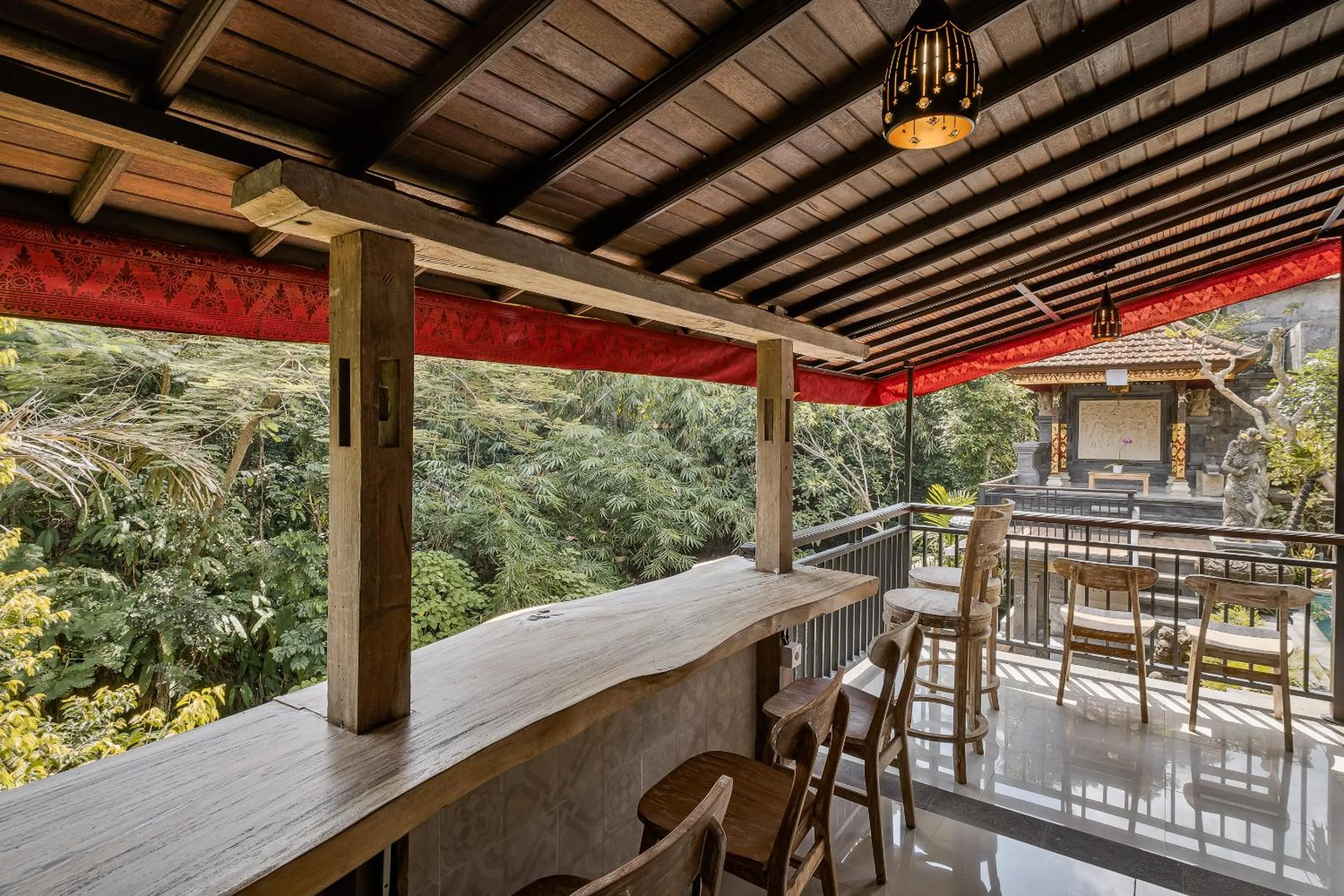 Dining area in Tigata Ubud Cottage