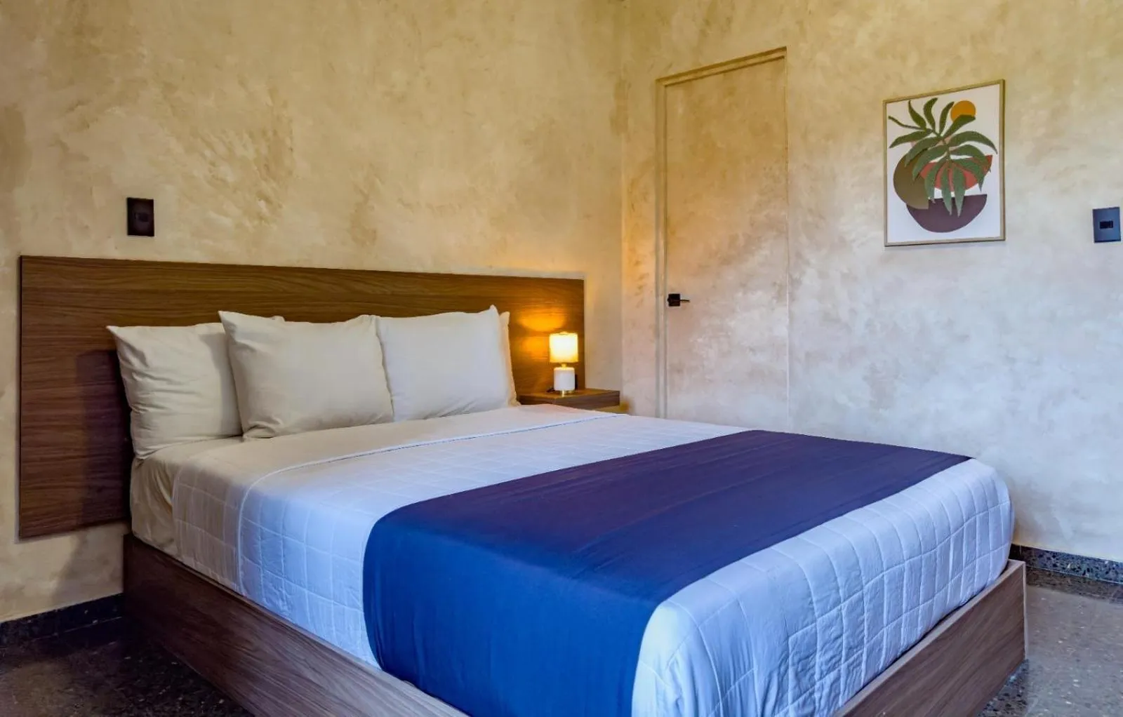Bed in Cardedeu Suites