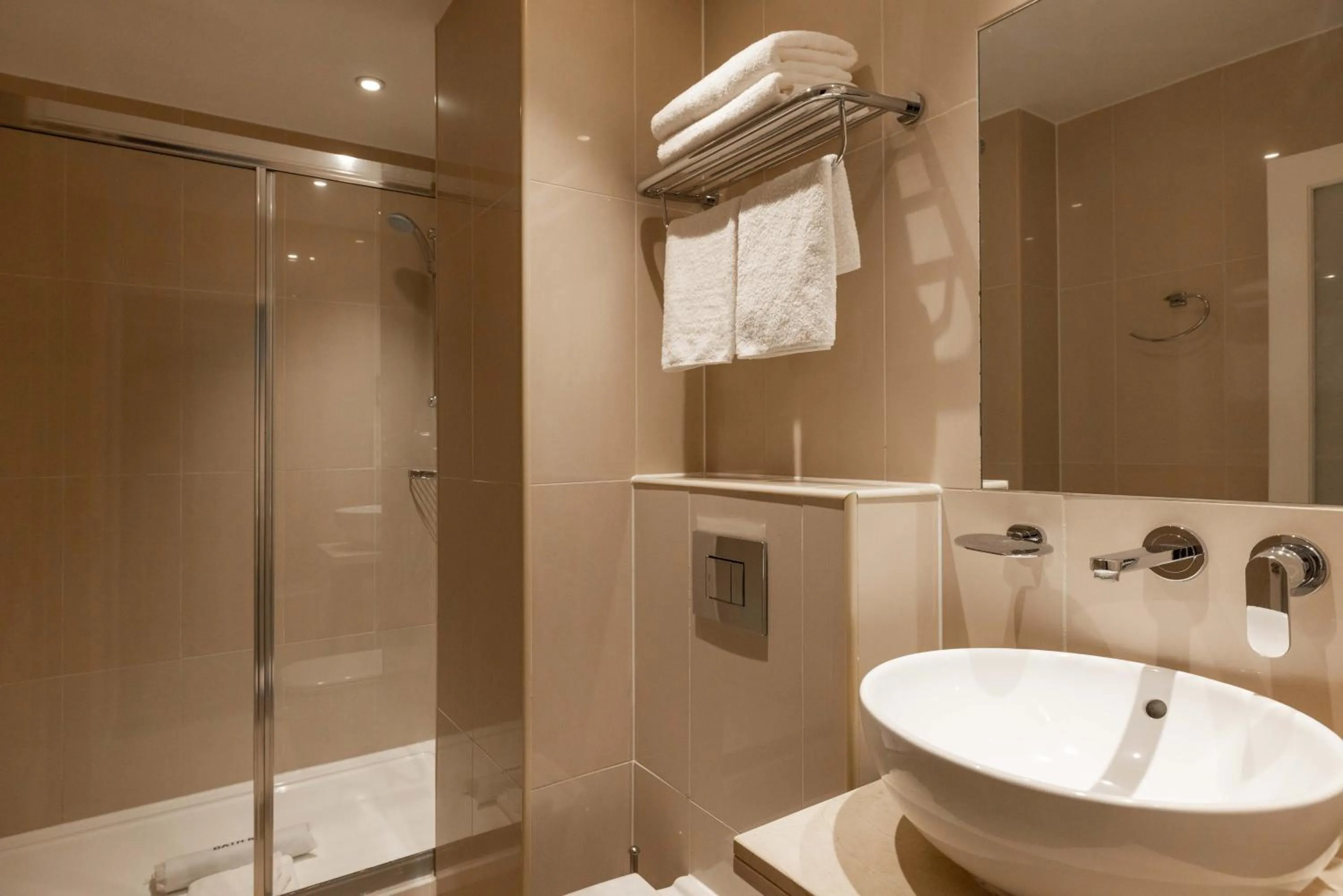 Park Grand Hyde Park