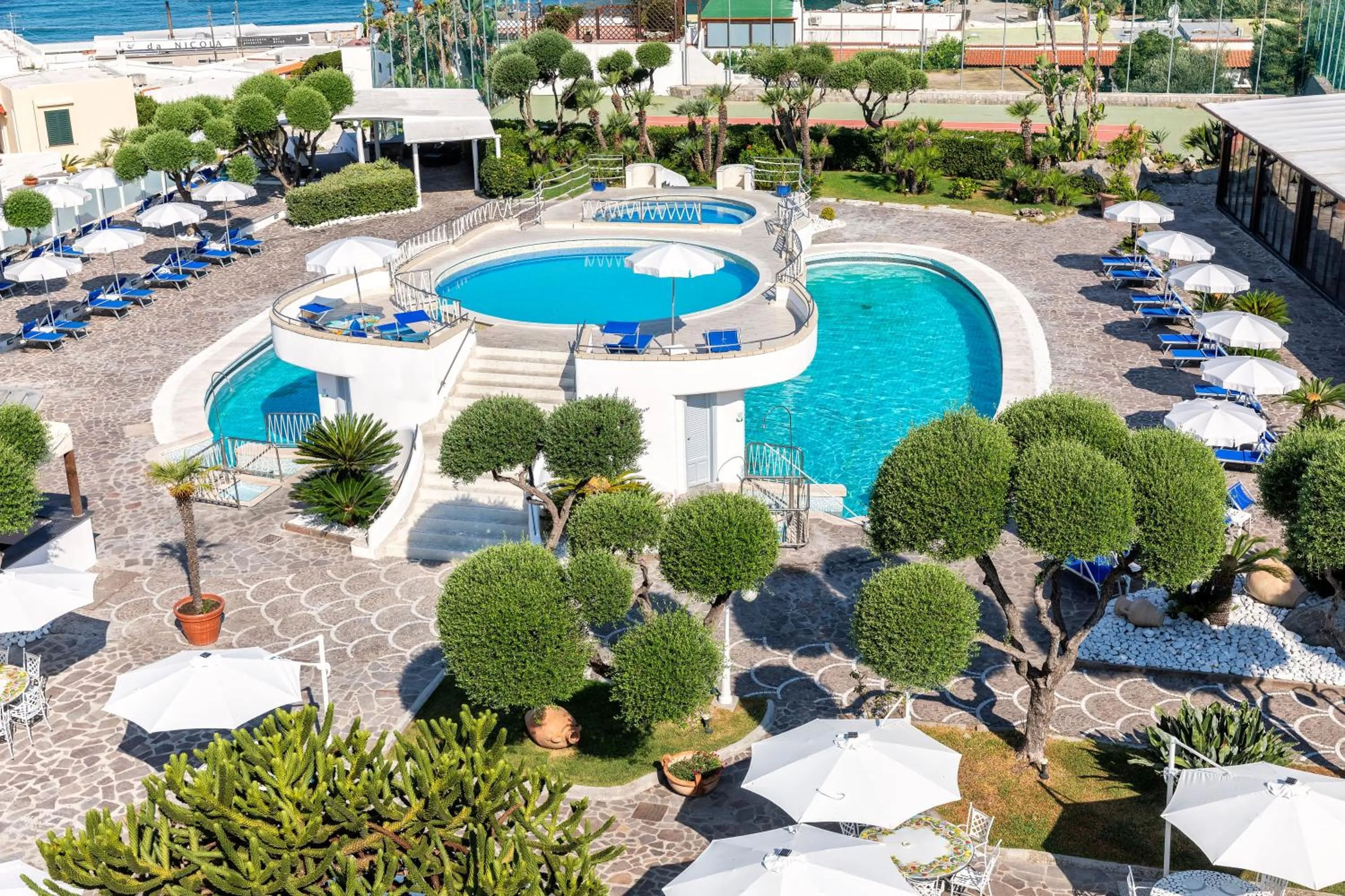Swimming pool in Hotel Zaro