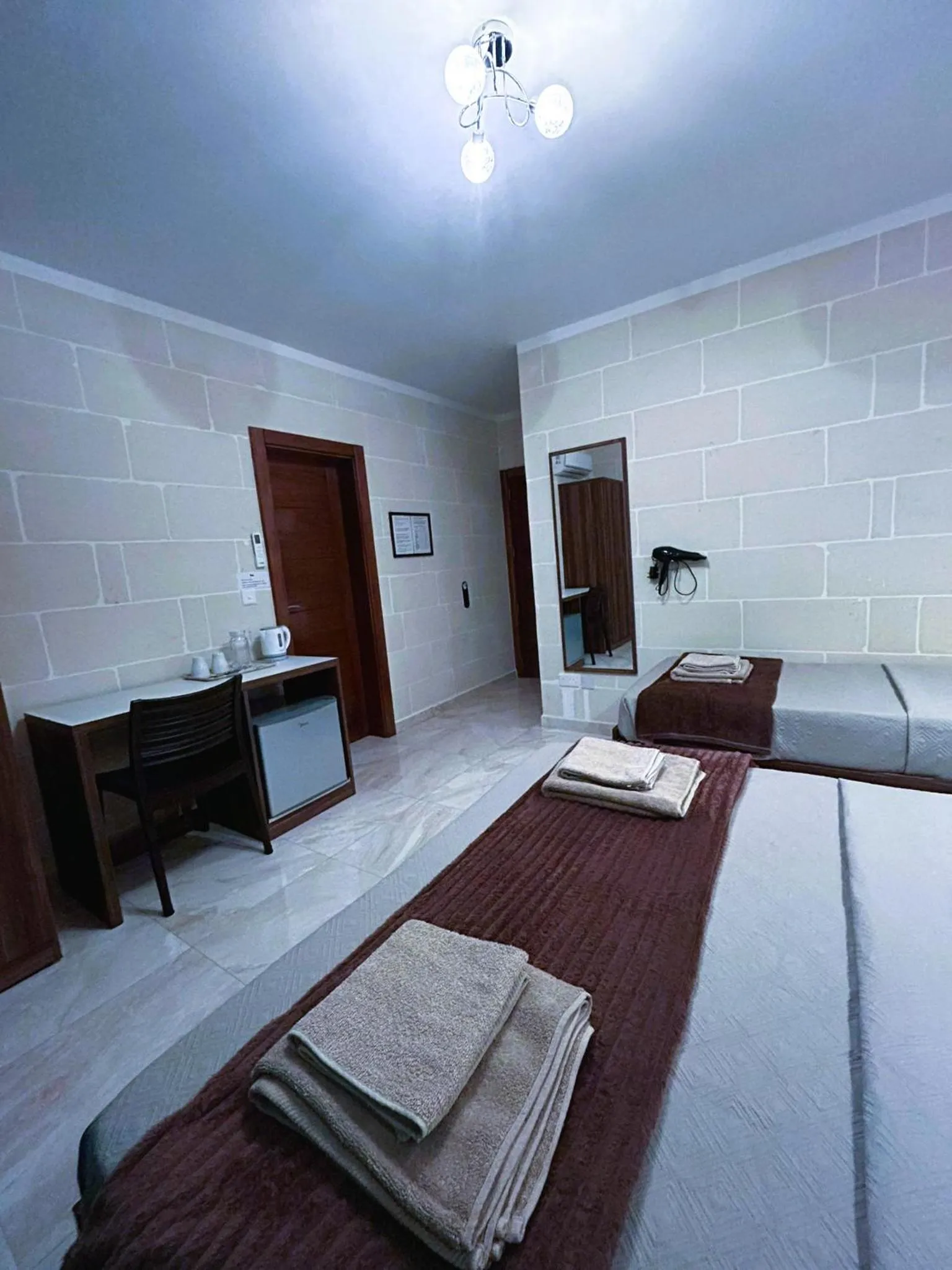 Bedroom, Bed in Twenty9th