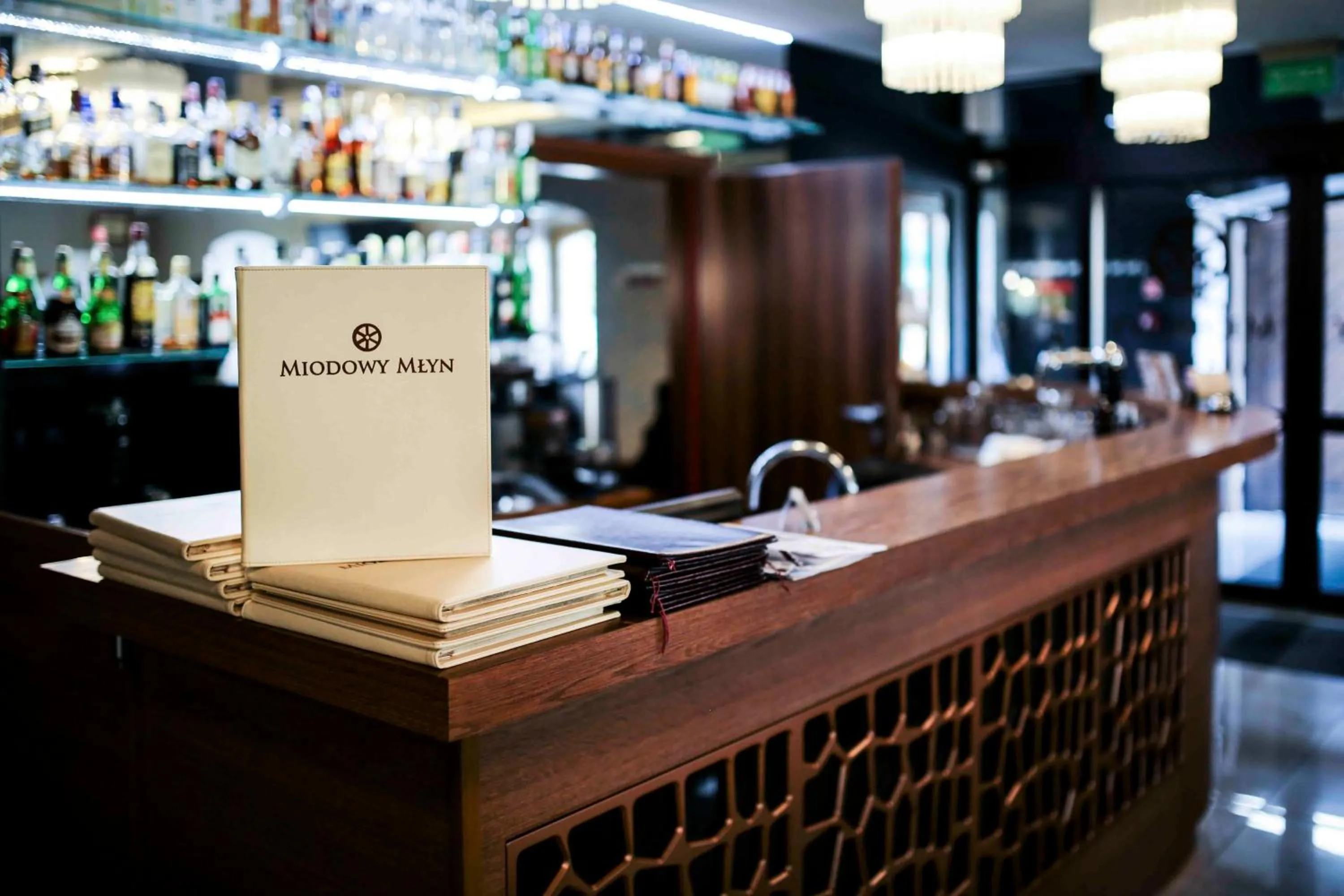 Restaurant/places to eat in Hotel Miodowy Młyn