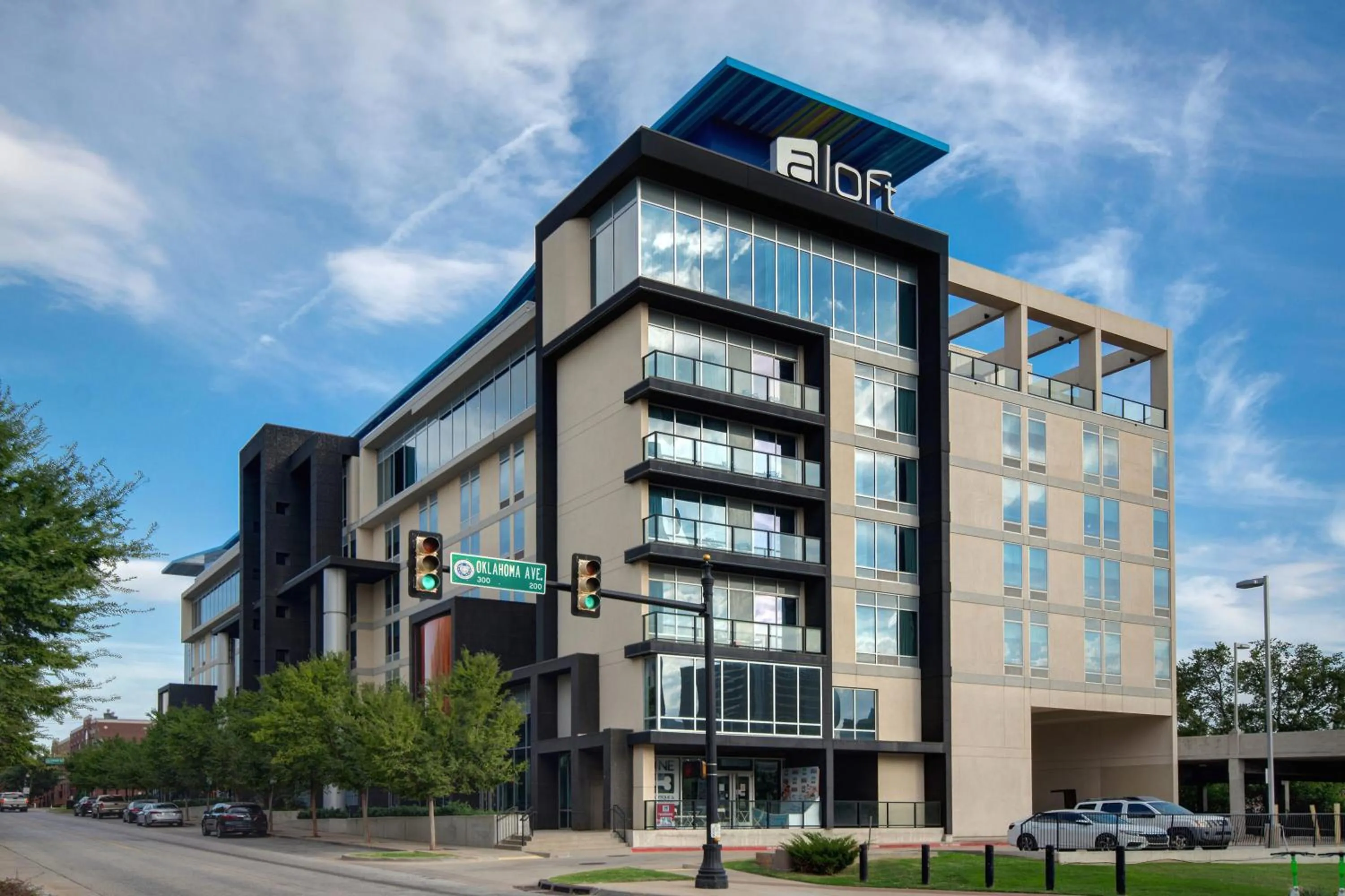 Property building in Aloft Oklahoma City Downtown – Bricktown