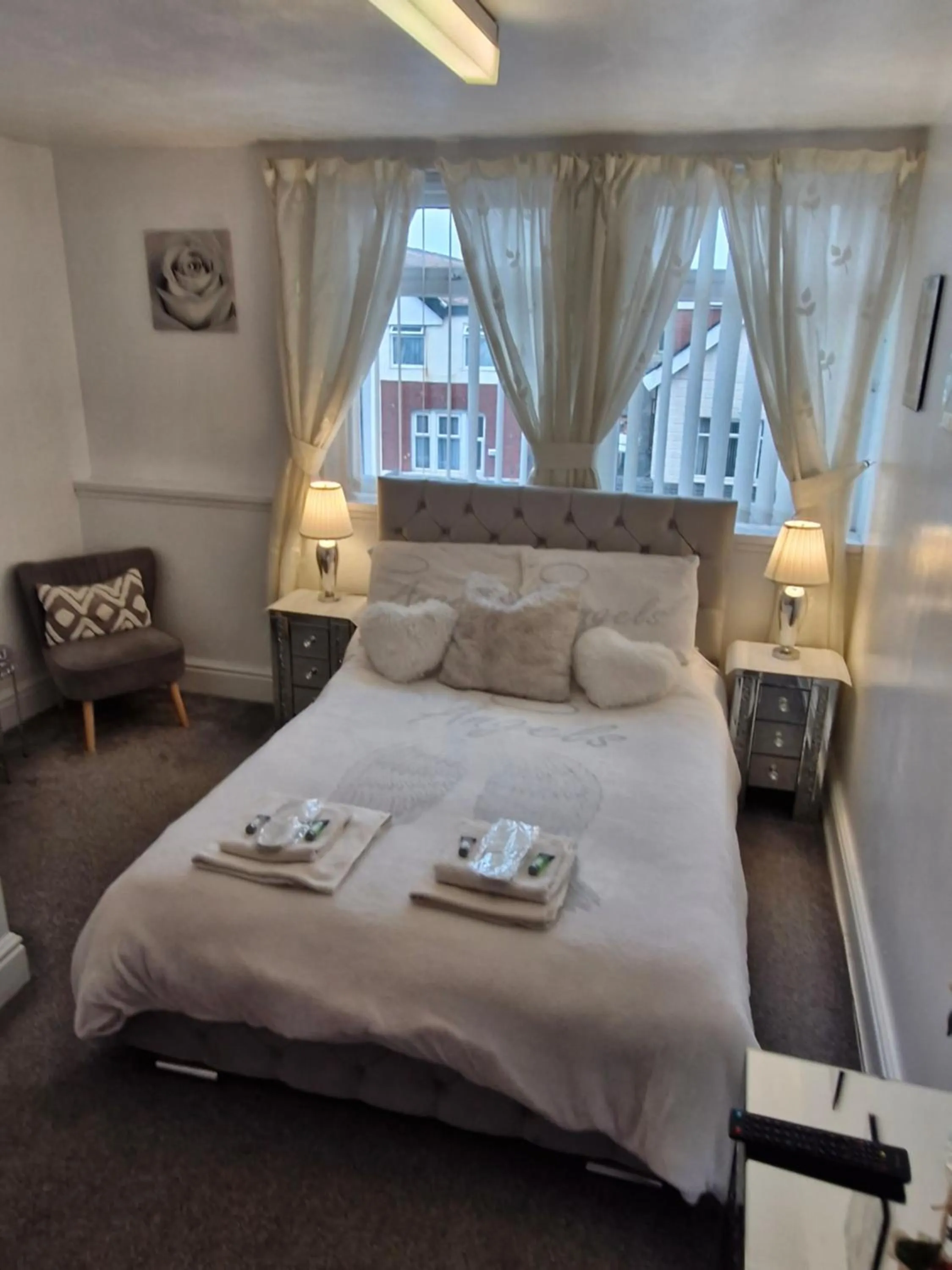 Bed in Rocklea Hotel