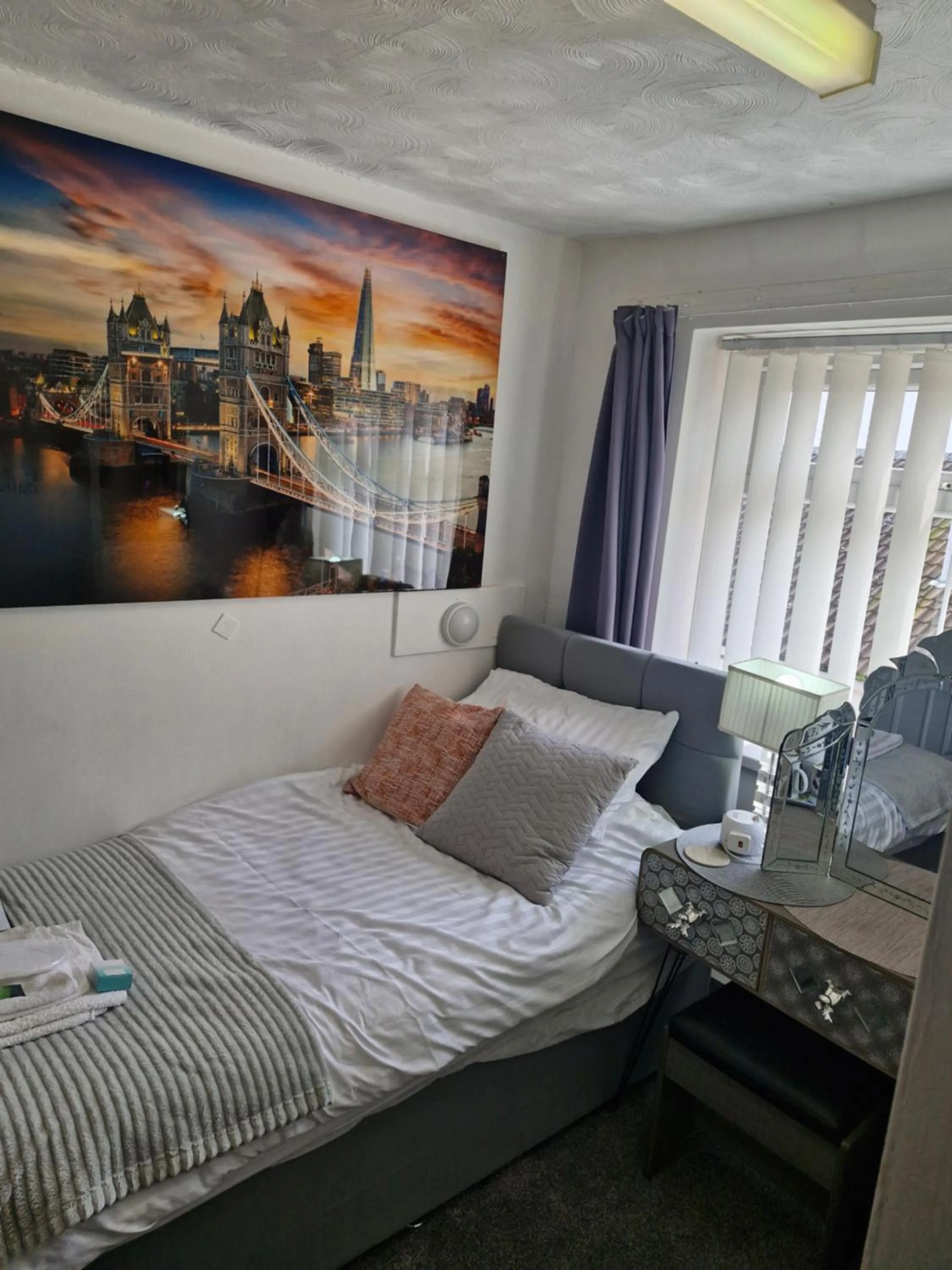 Bed in Rocklea Hotel