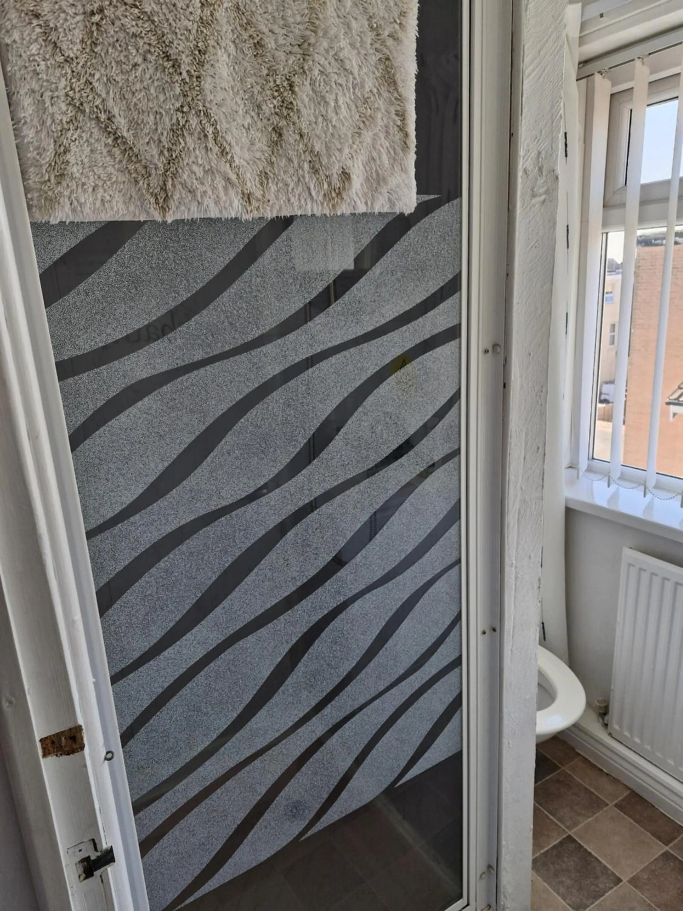 Shower in Rocklea Hotel