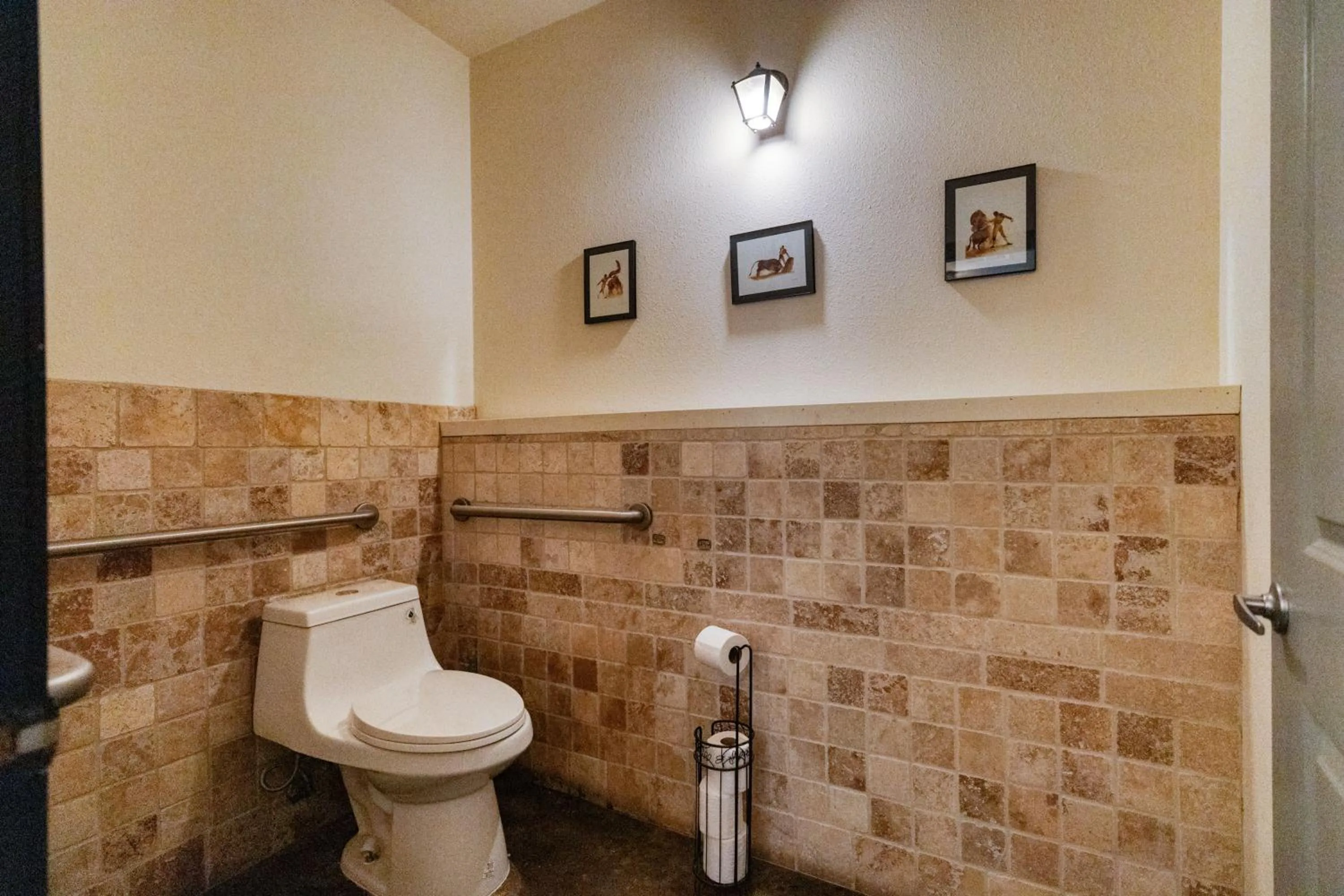 Bathroom in Firehouse Hostel