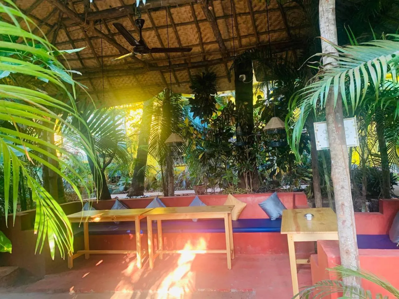 Restaurant/places to eat in Swati