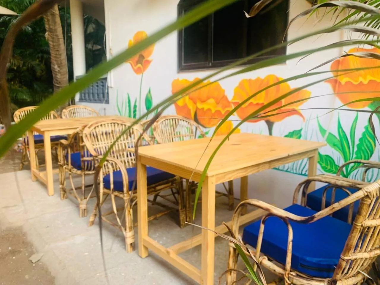 Restaurant/places to eat in Swati