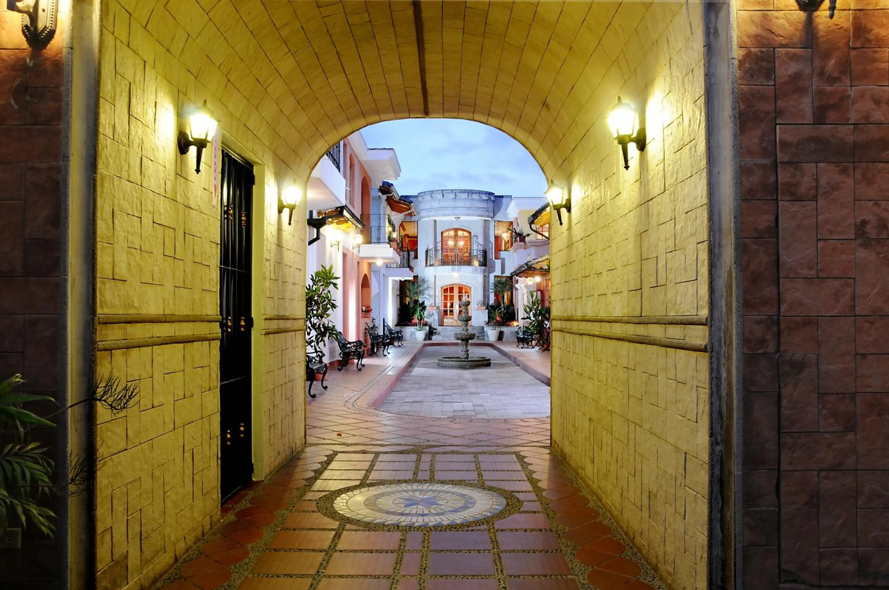 Decorative detail in Hotel Rincon de Puembo; BW Signature Collection