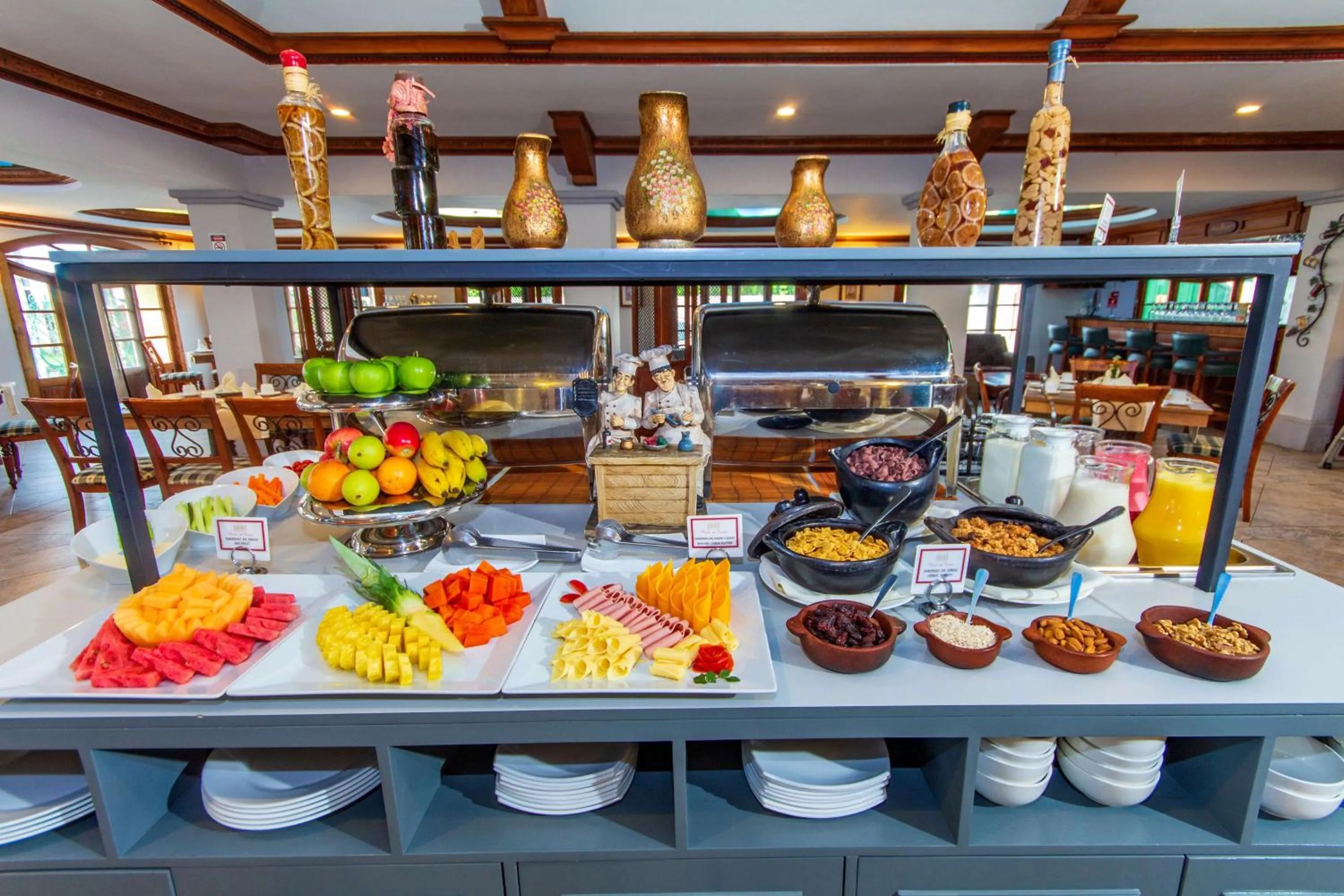 Restaurant/places to eat in Hotel Rincon de Puembo; BW Signature Collection