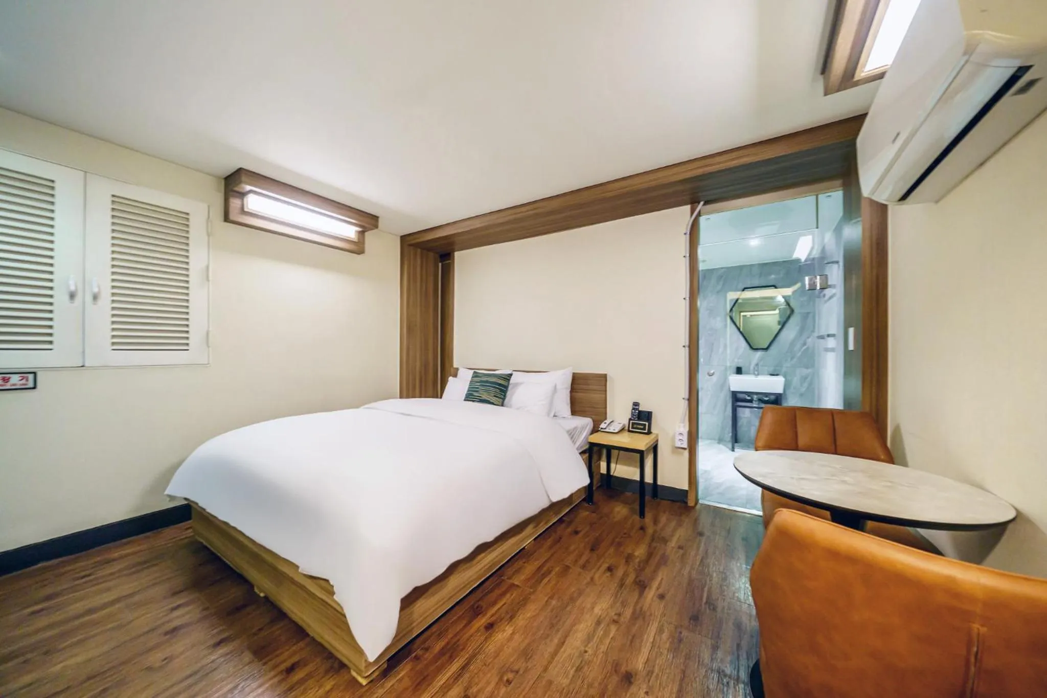 Bed in Bulgwang 3S Hotel