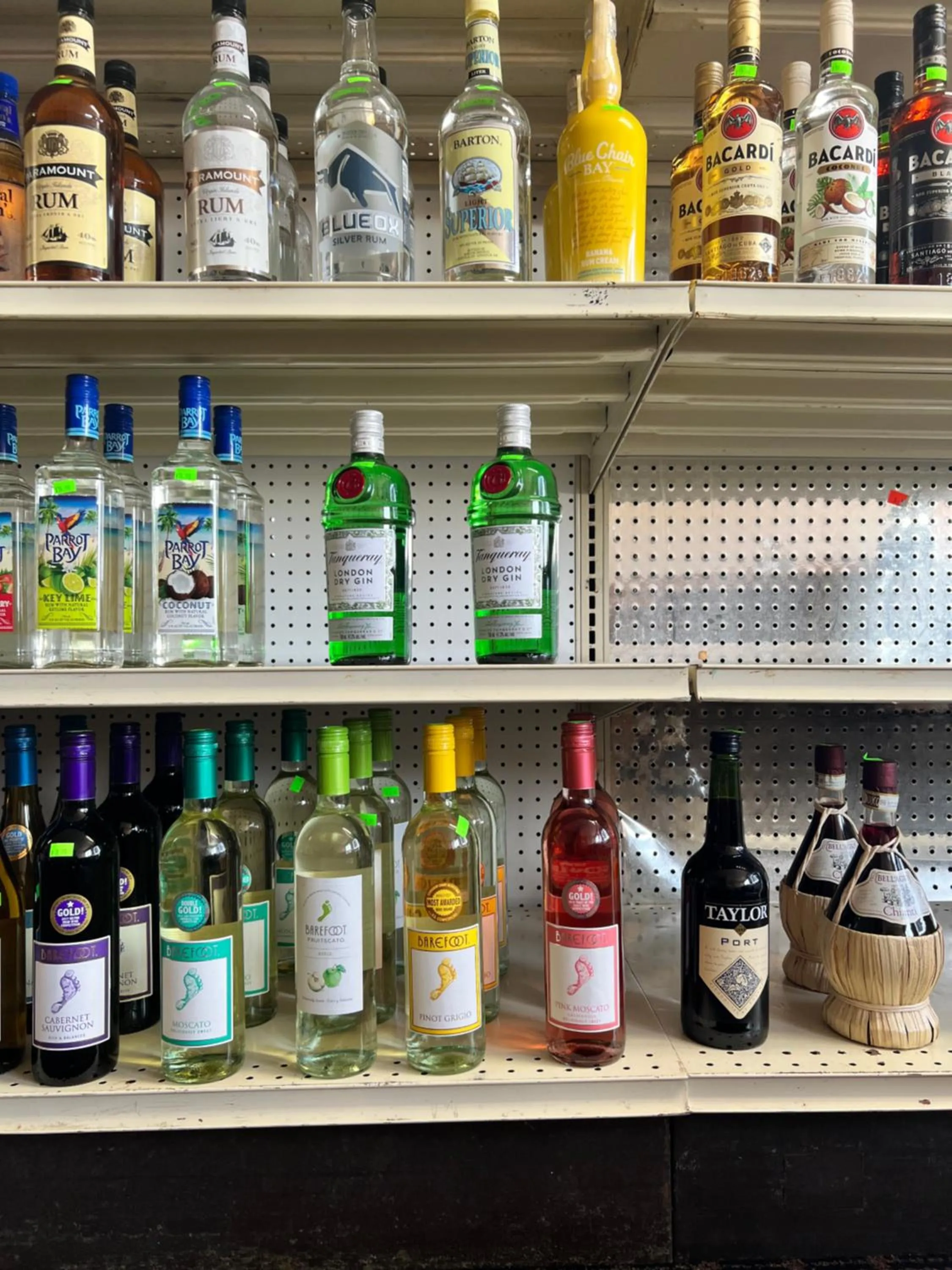 Designer Inn and Suites