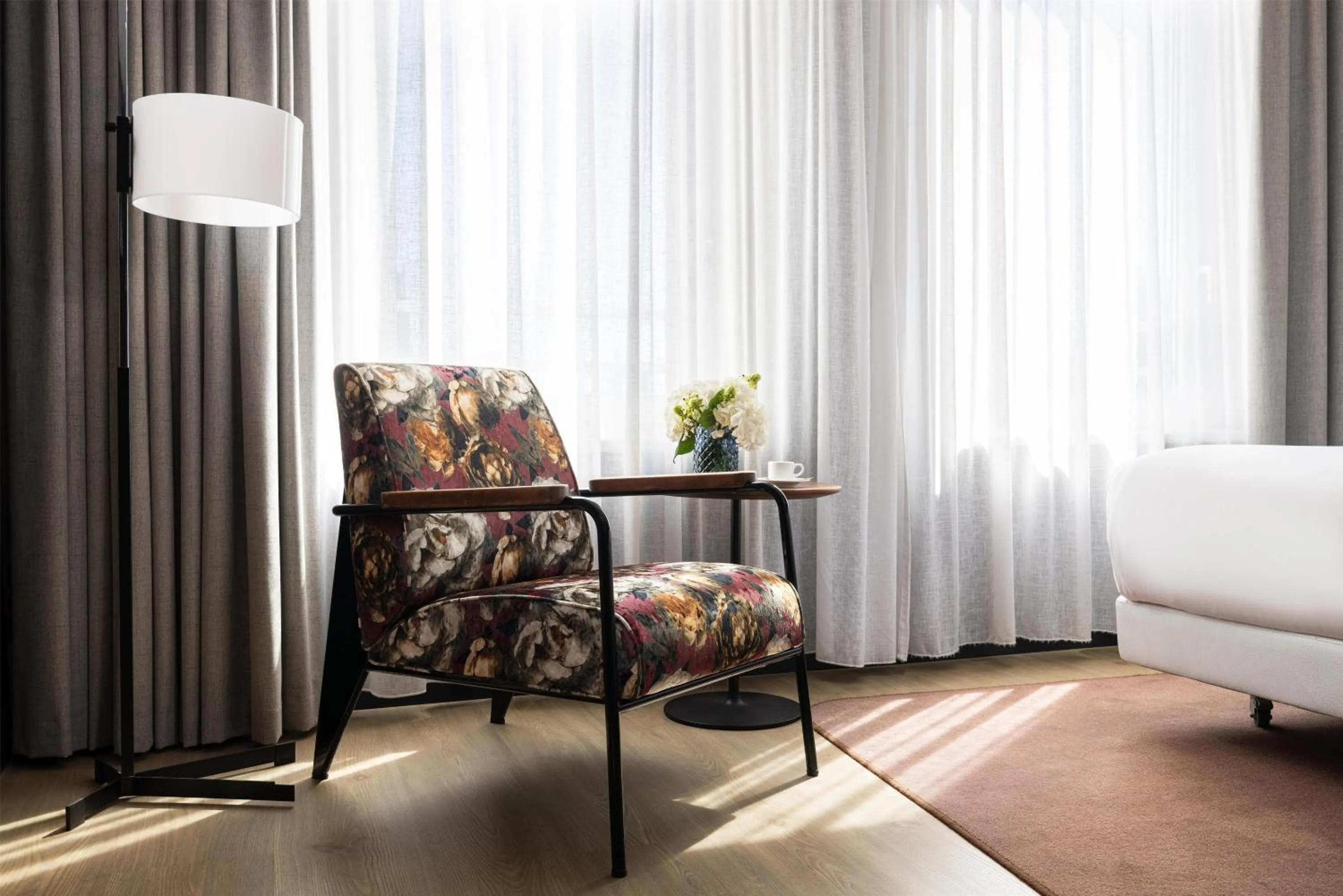 Bedroom in NH Collection Amsterdam Flower Market