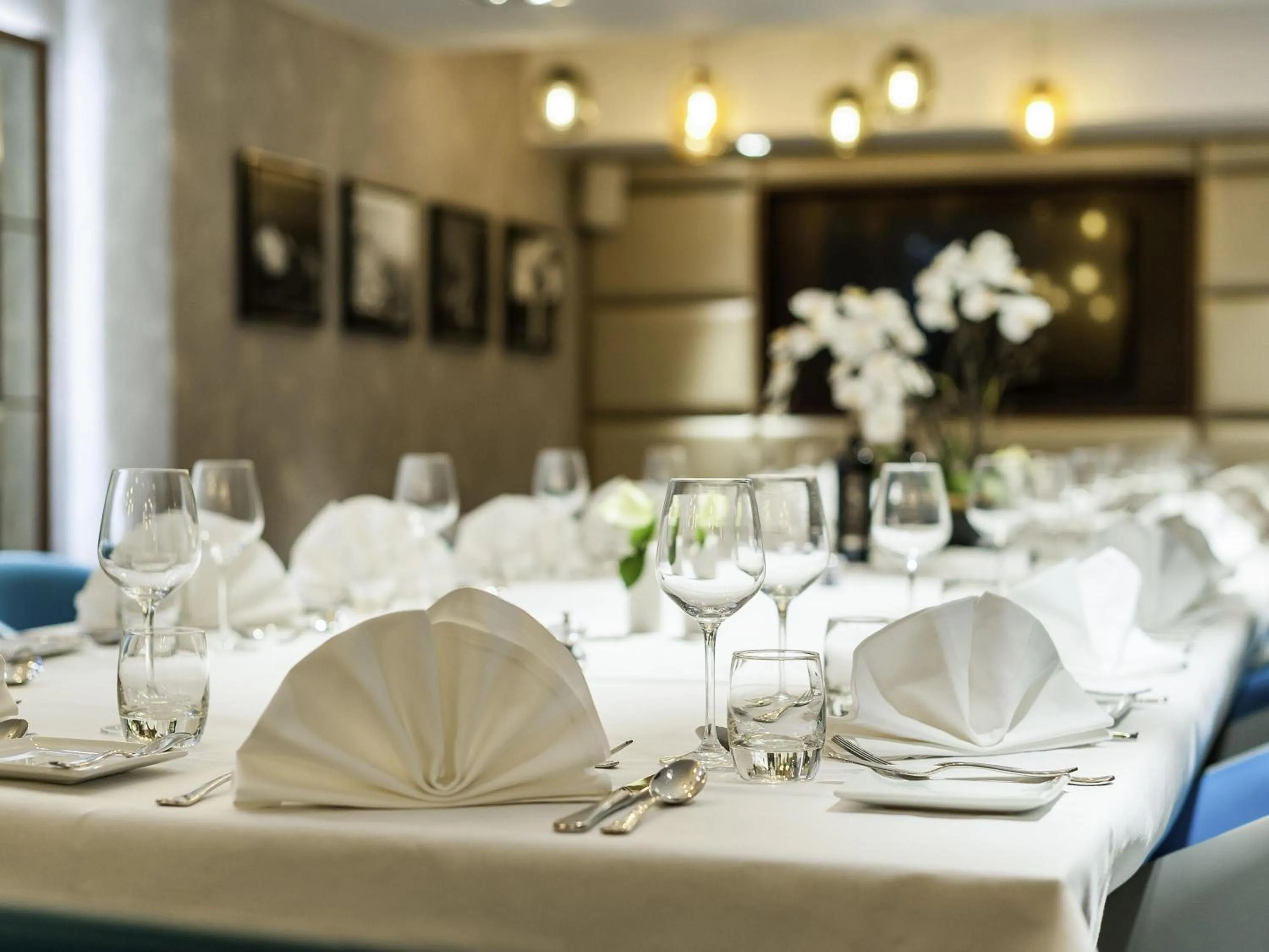 Meeting/conference room in Mercure London Hyde Park Hotel