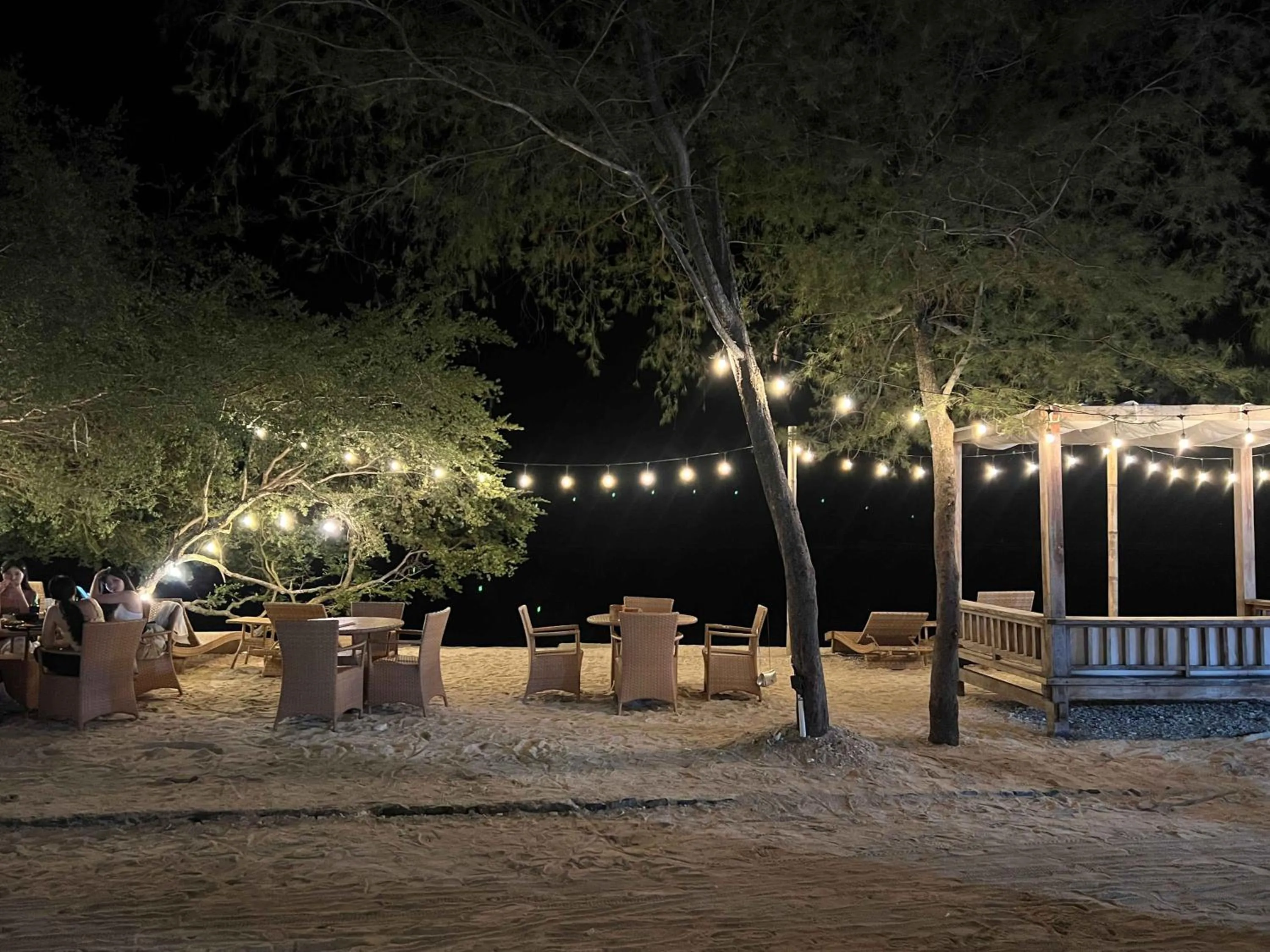 Restaurant/places to eat in Villa Penyu Gili Trawangan