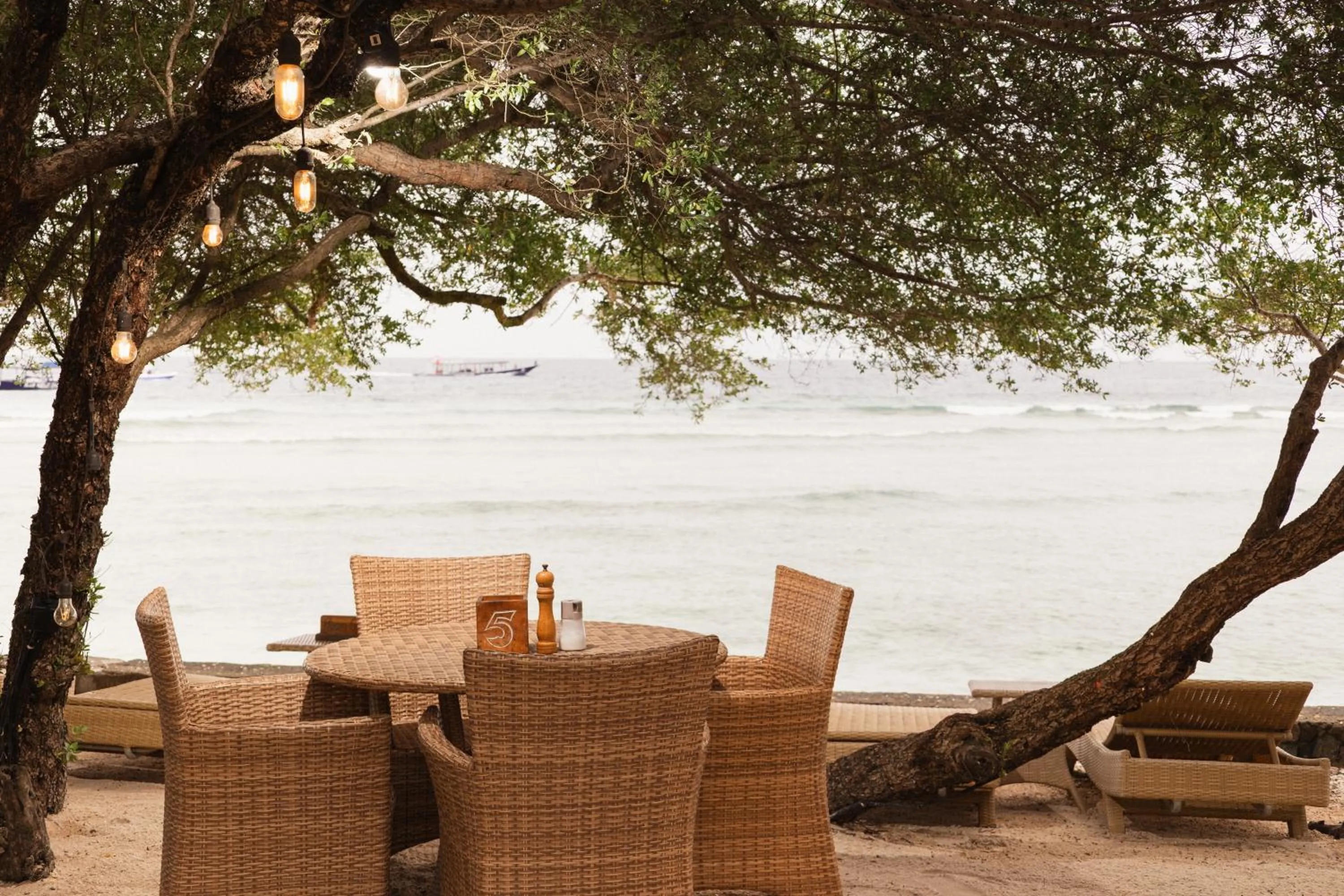 Restaurant/places to eat in Villa Penyu Gili Trawangan