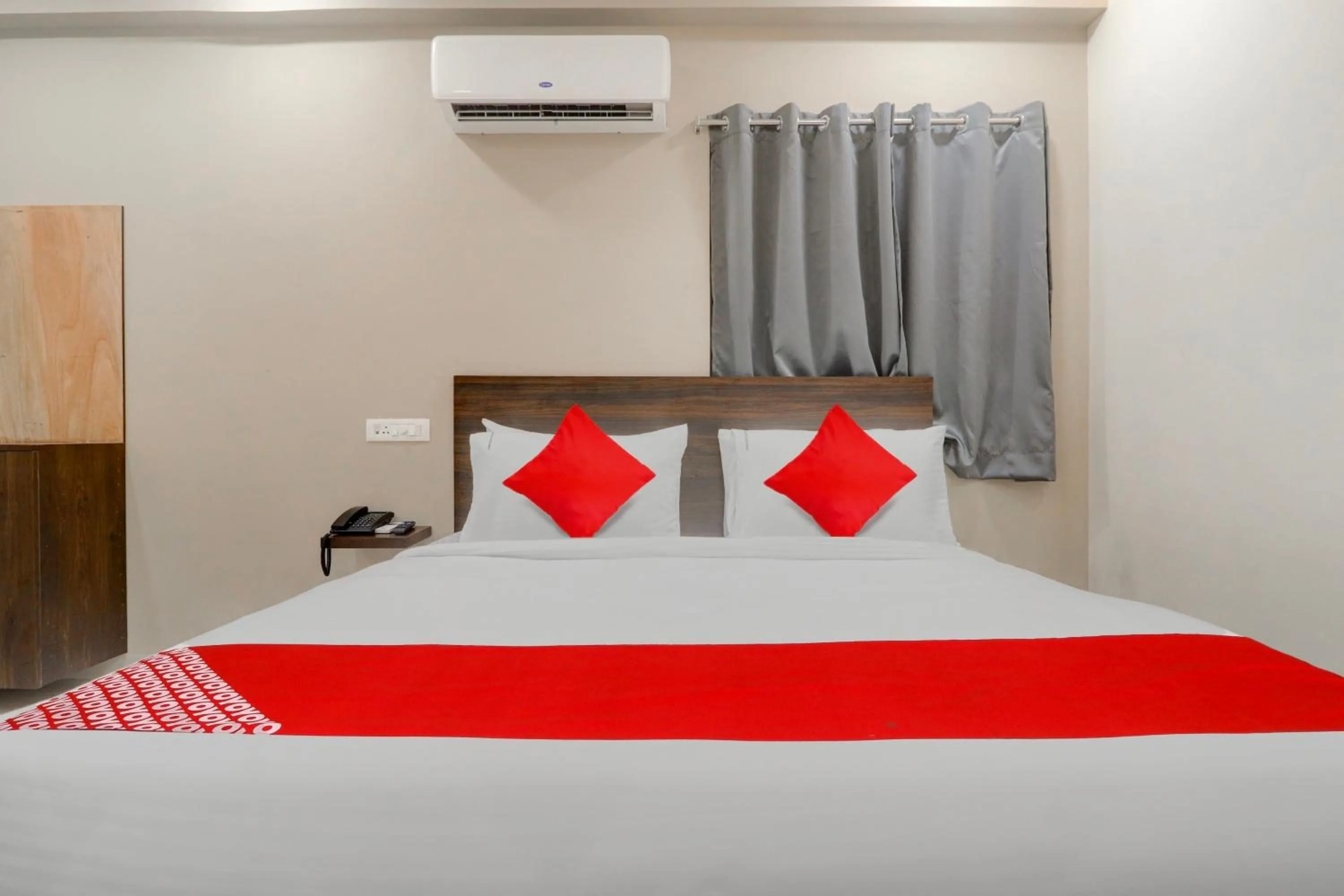 Bedroom, Bed in Super Hotel O Prime Time Hotel