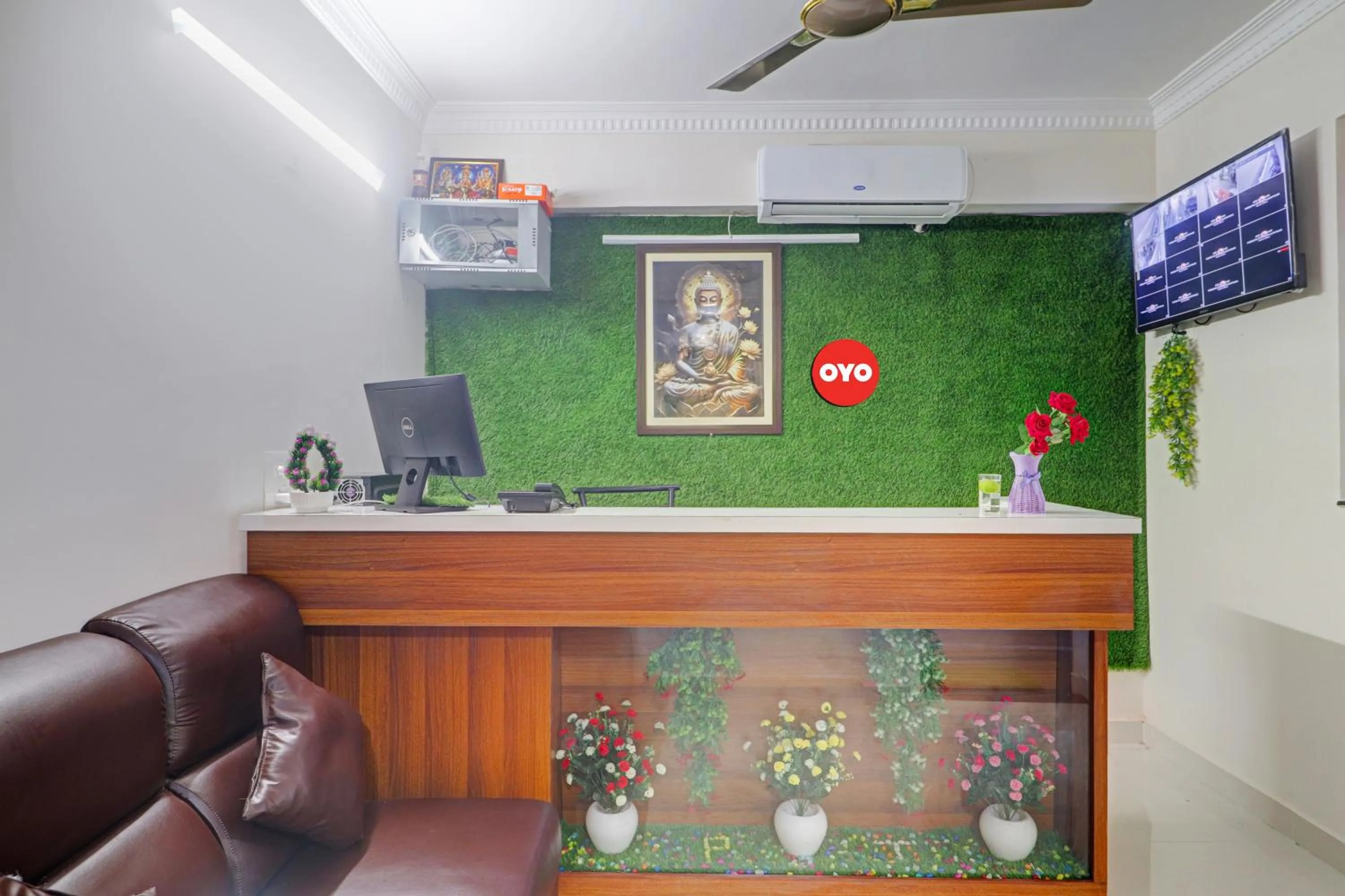 Lobby or reception in Hotel O Prime Time Hotel