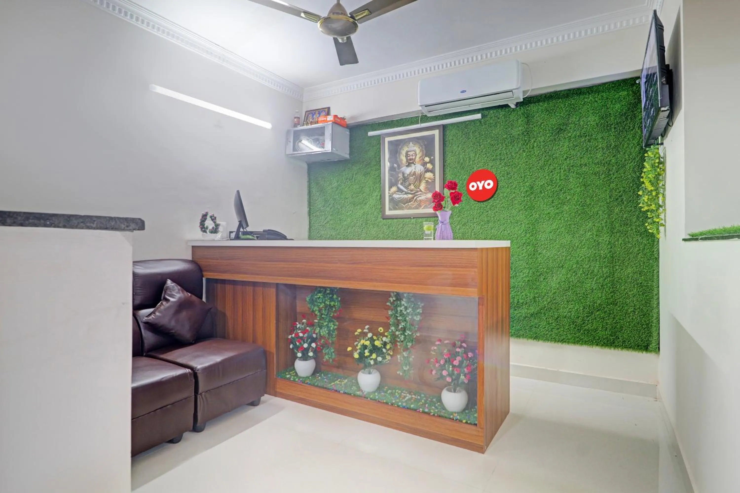 Lobby or reception in Hotel O Prime Time Hotel