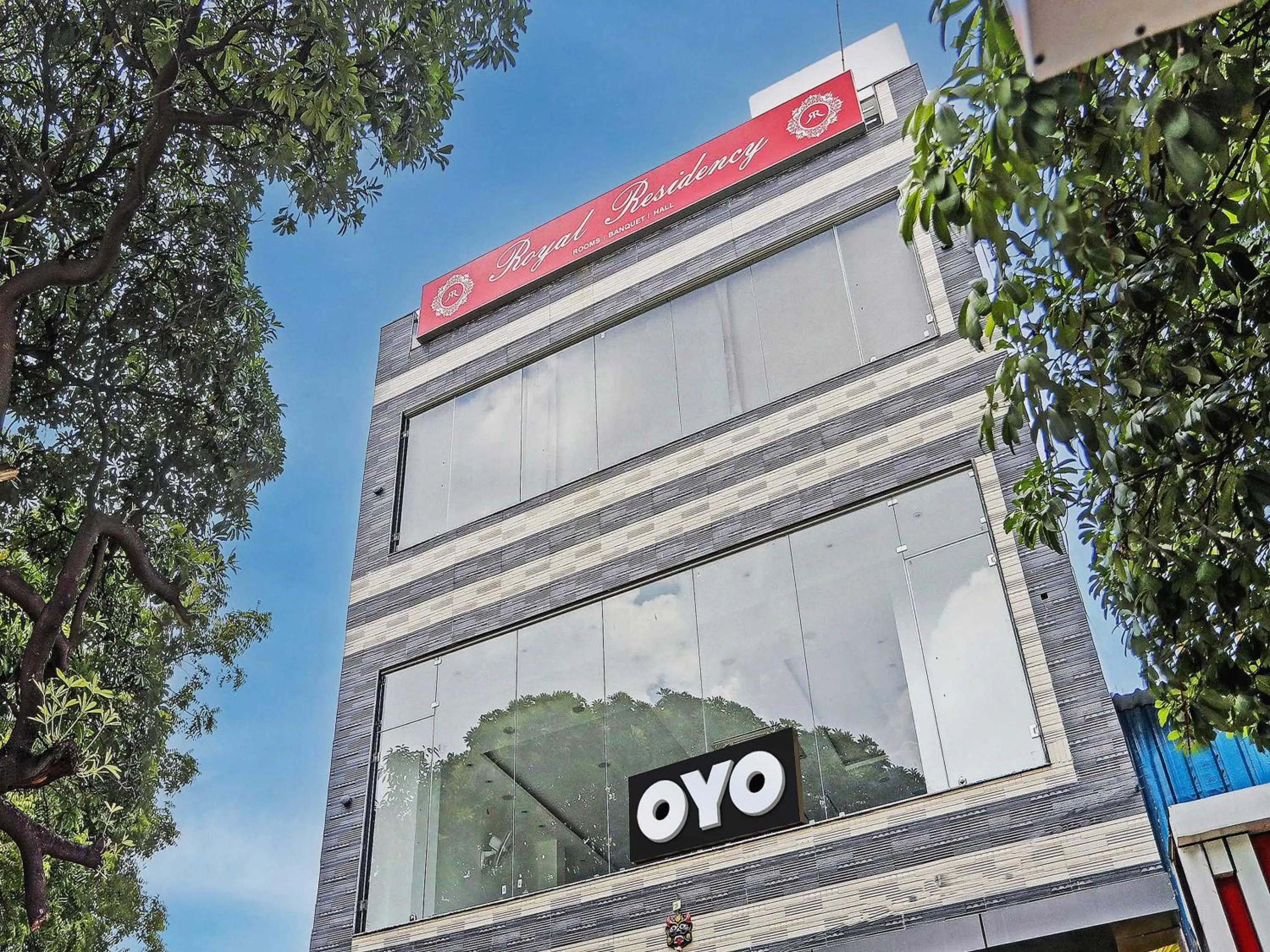 Facade/entrance in Hotel O by OYO Royal Residency