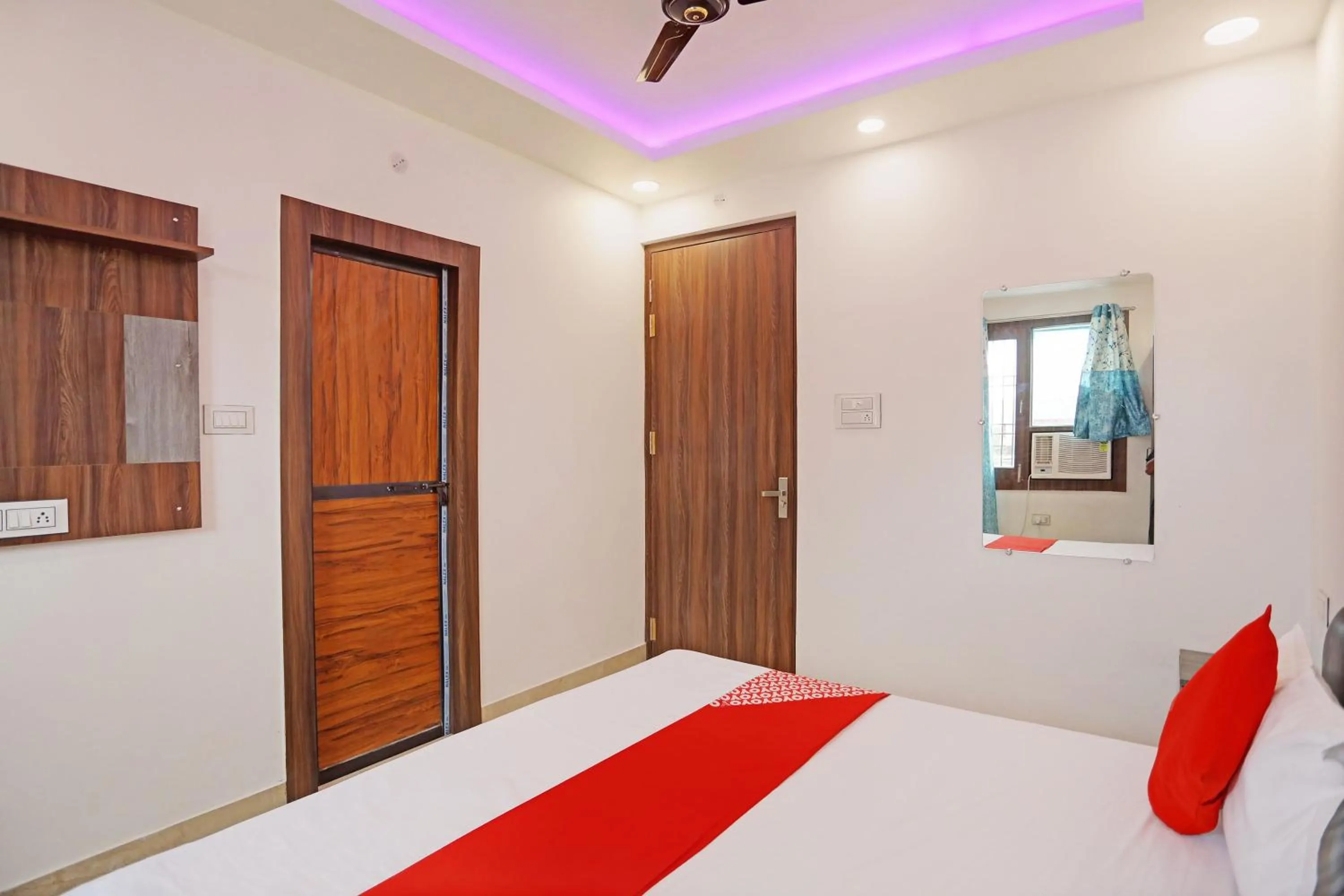 Bedroom, Bed in Hotel O by OYO Royal Residency