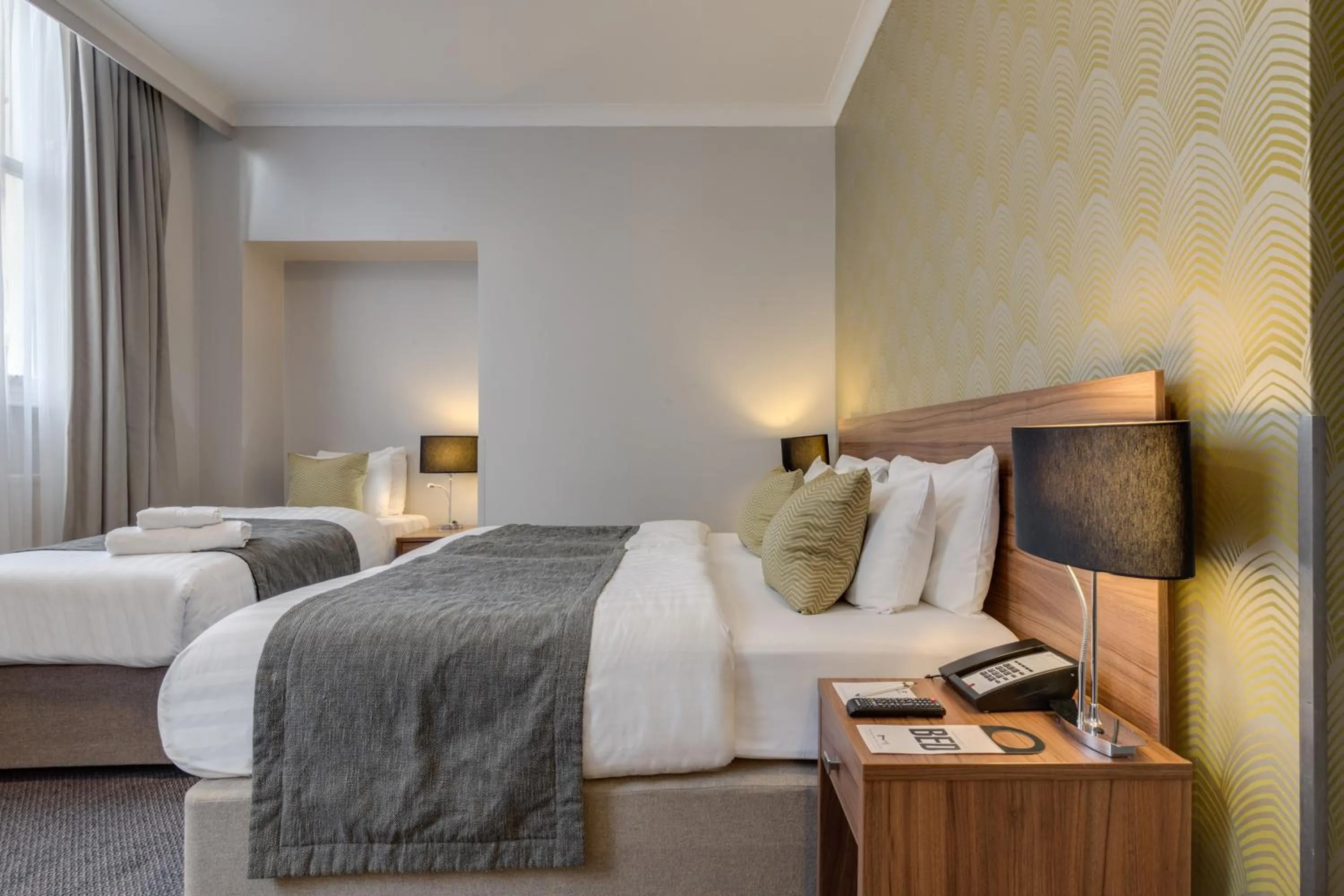 Bedroom, Bed in Best Western Mornington Hotel Hyde Park