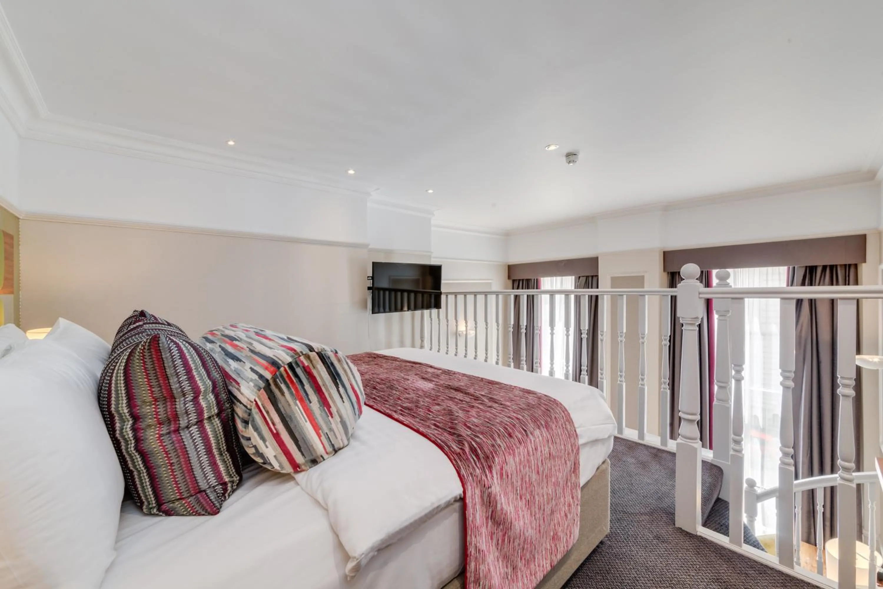 Bedroom, Bed in Best Western Mornington Hotel Hyde Park