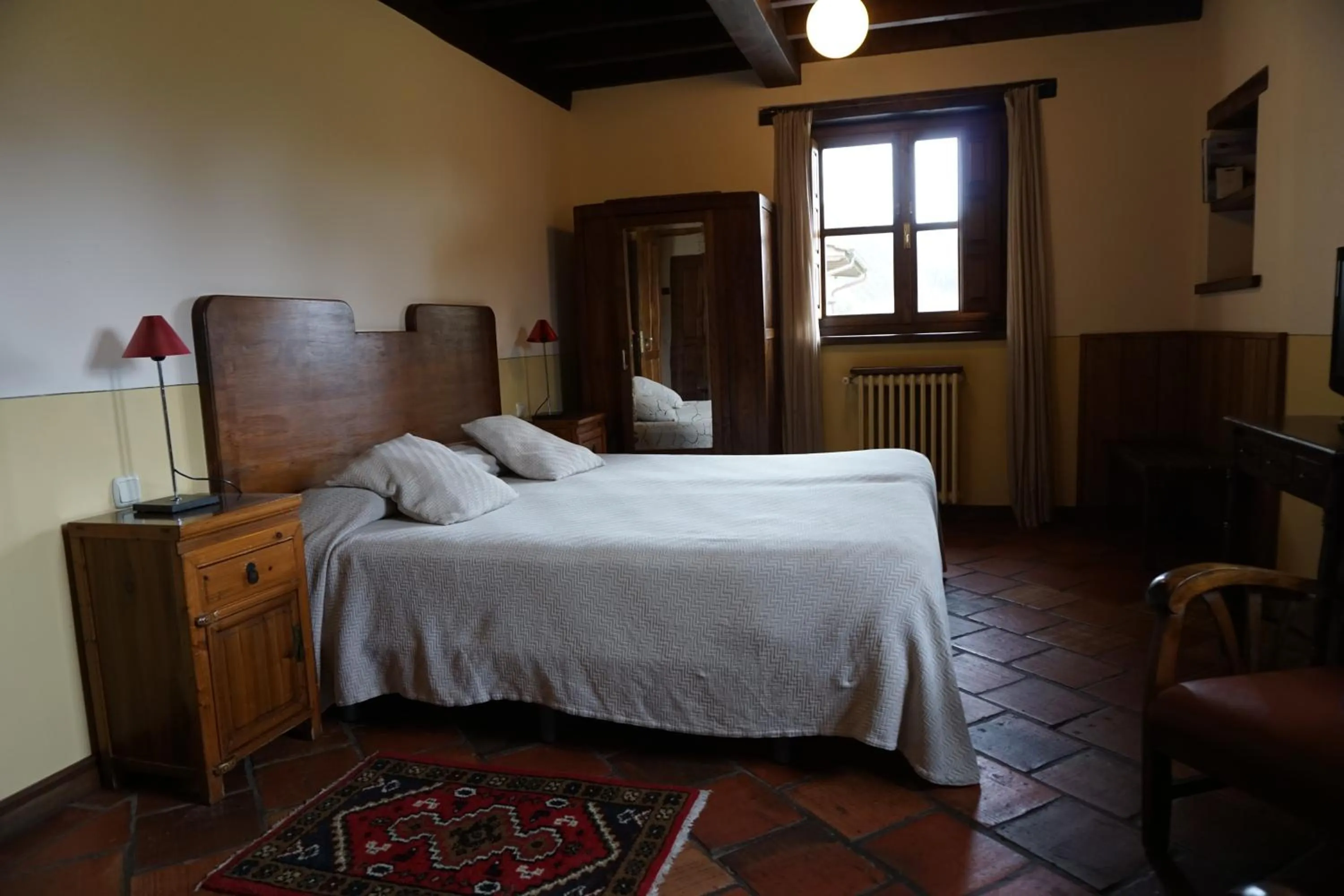 Bed in HOTEL RURAL ARREDONDO