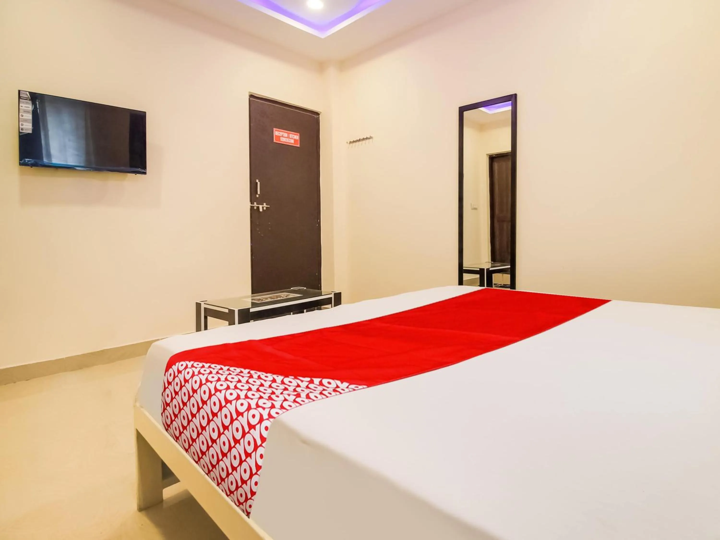 Bedroom, Bed in Super Hotel O Space Inn