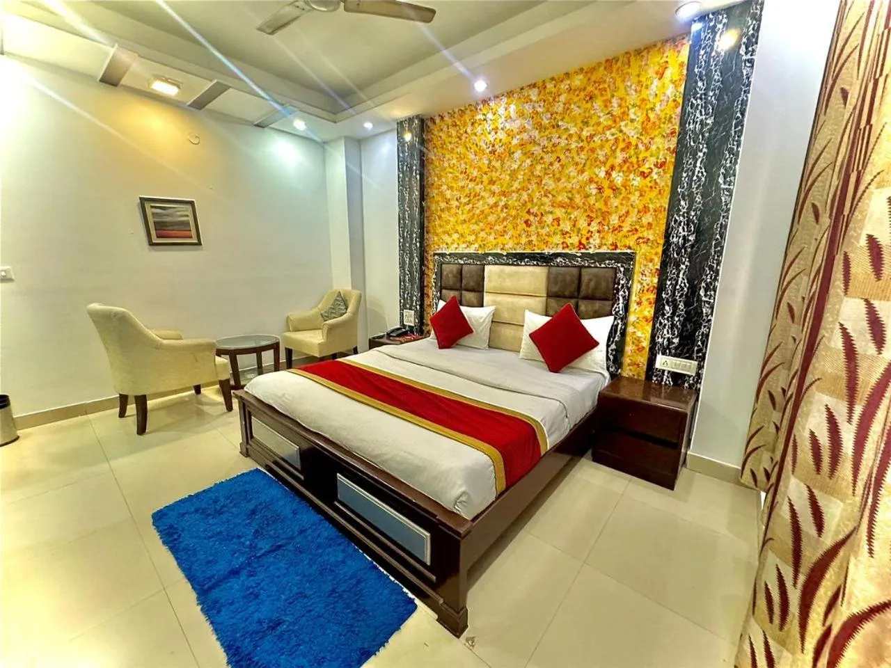 Bed in Hotel Vista Inn, Karol Bagh, New Delhi - Near Metro