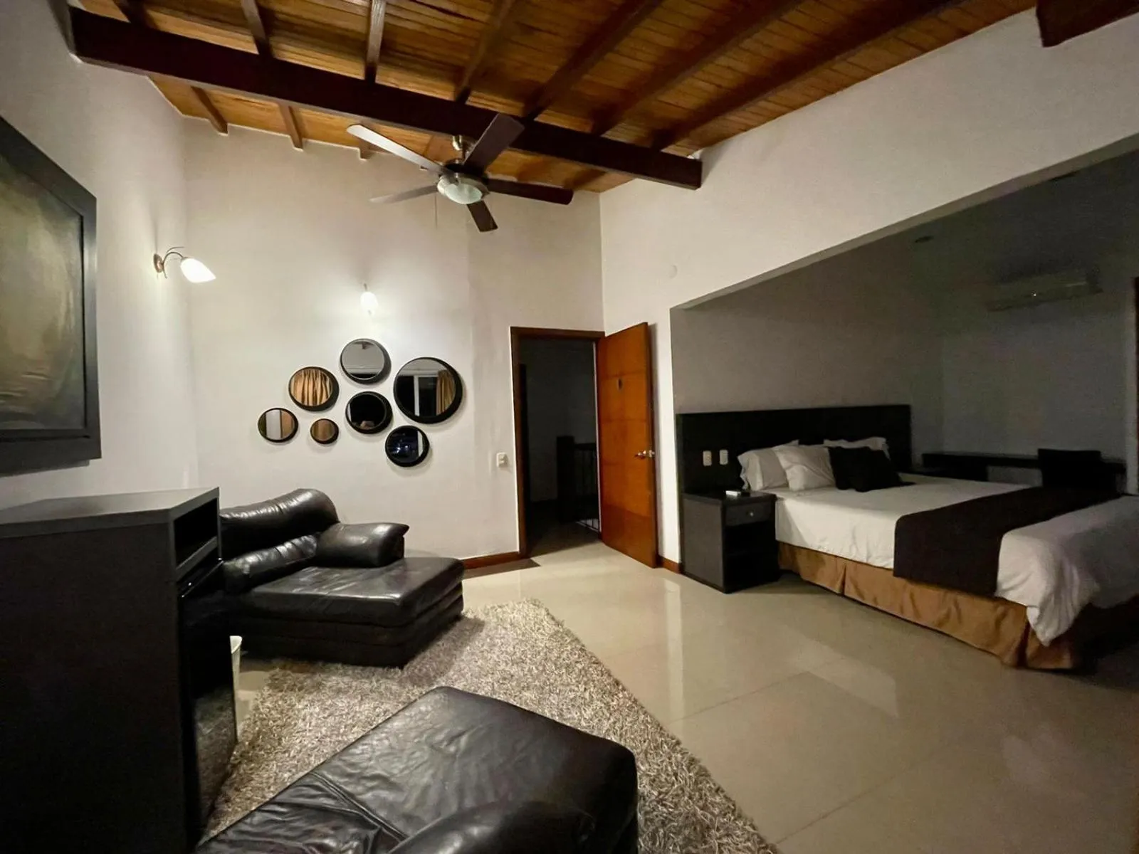 Bed in Serenity Suites Casa Boutique