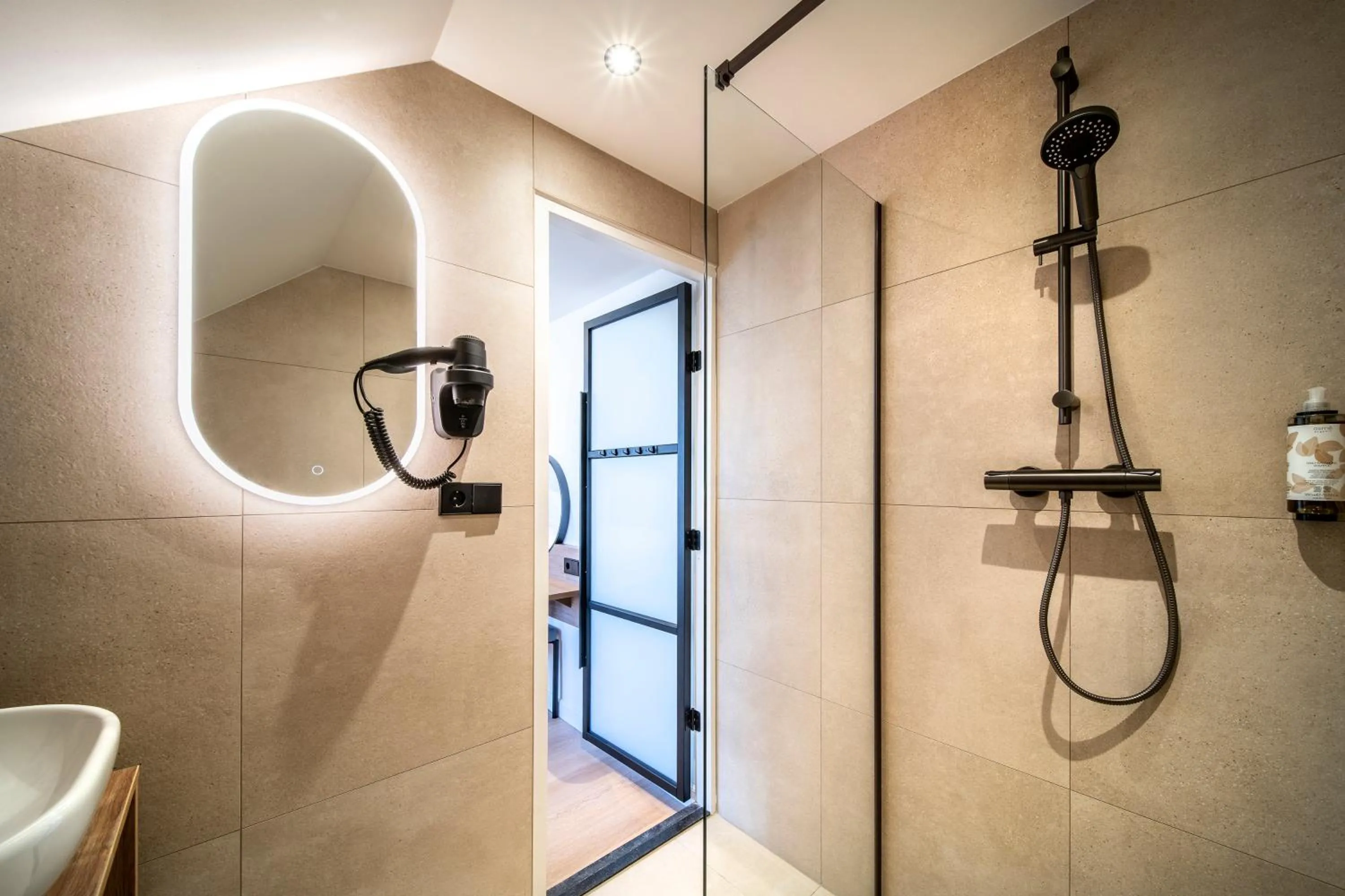 Bathroom in Hotel Nes Amsterdam