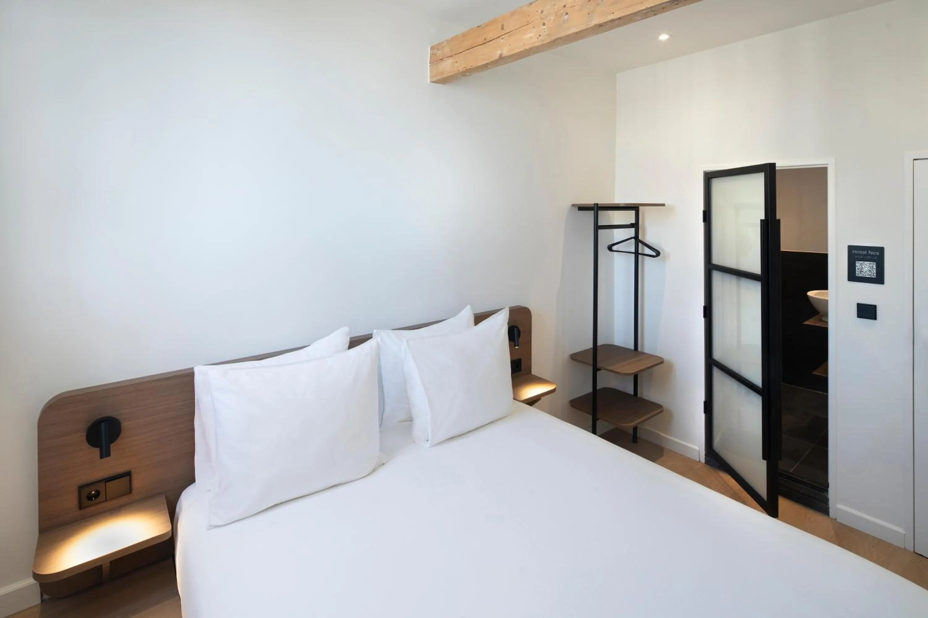 Bedroom, Bed in Hotel Nes Amsterdam