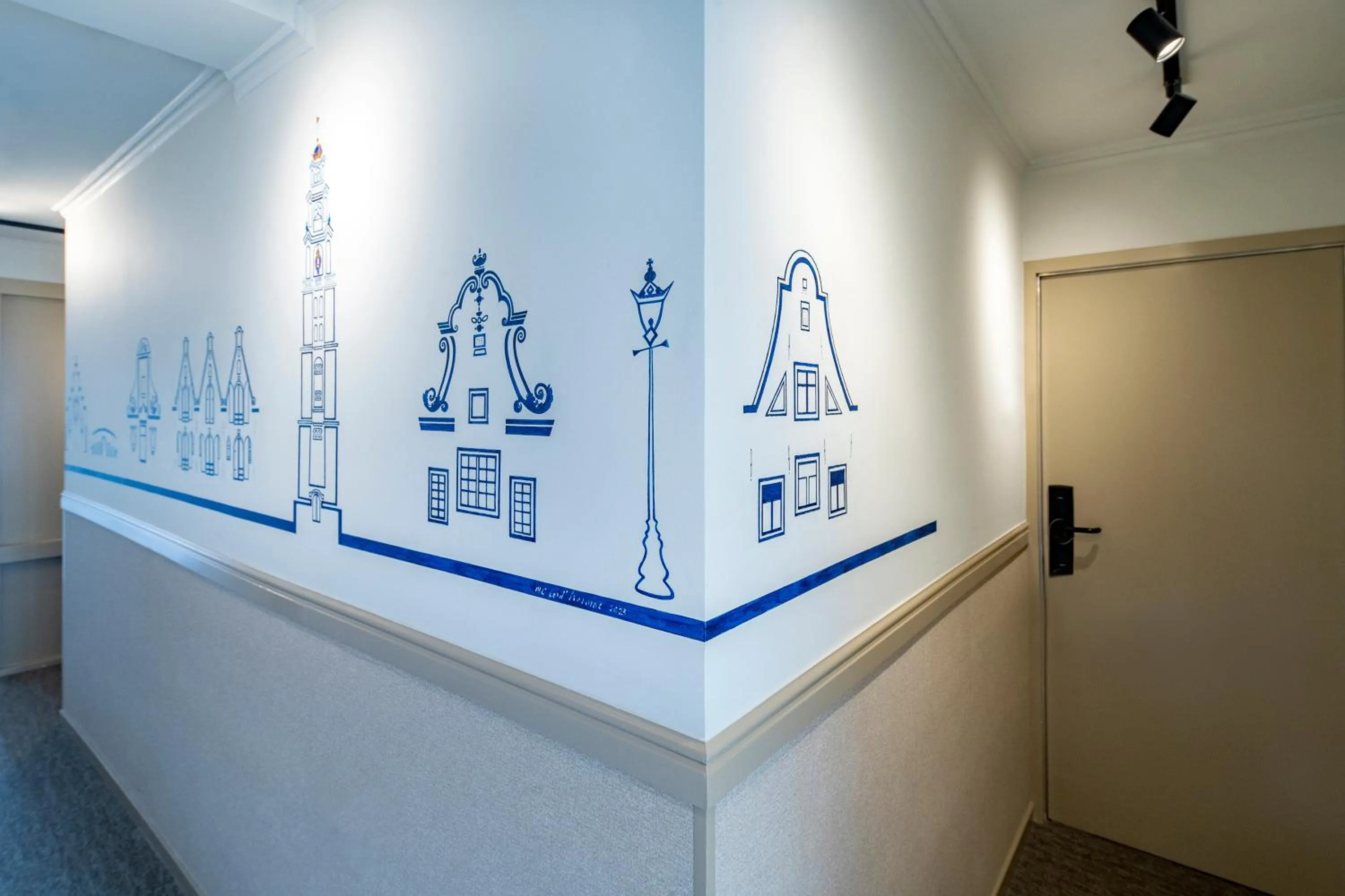 Property building in Hotel Nes Amsterdam