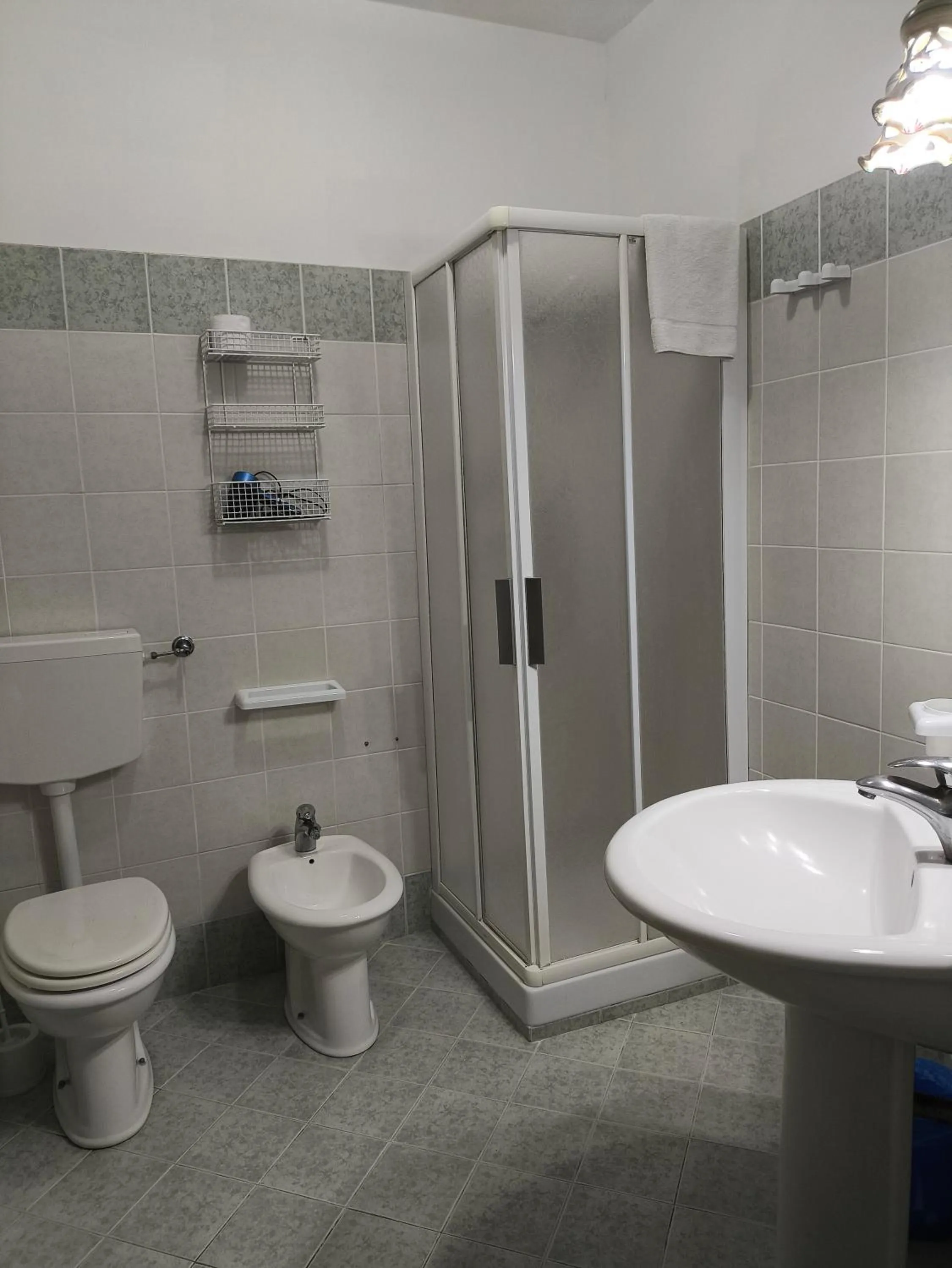 Shower in B&B Gi-Rosa Caltagirone