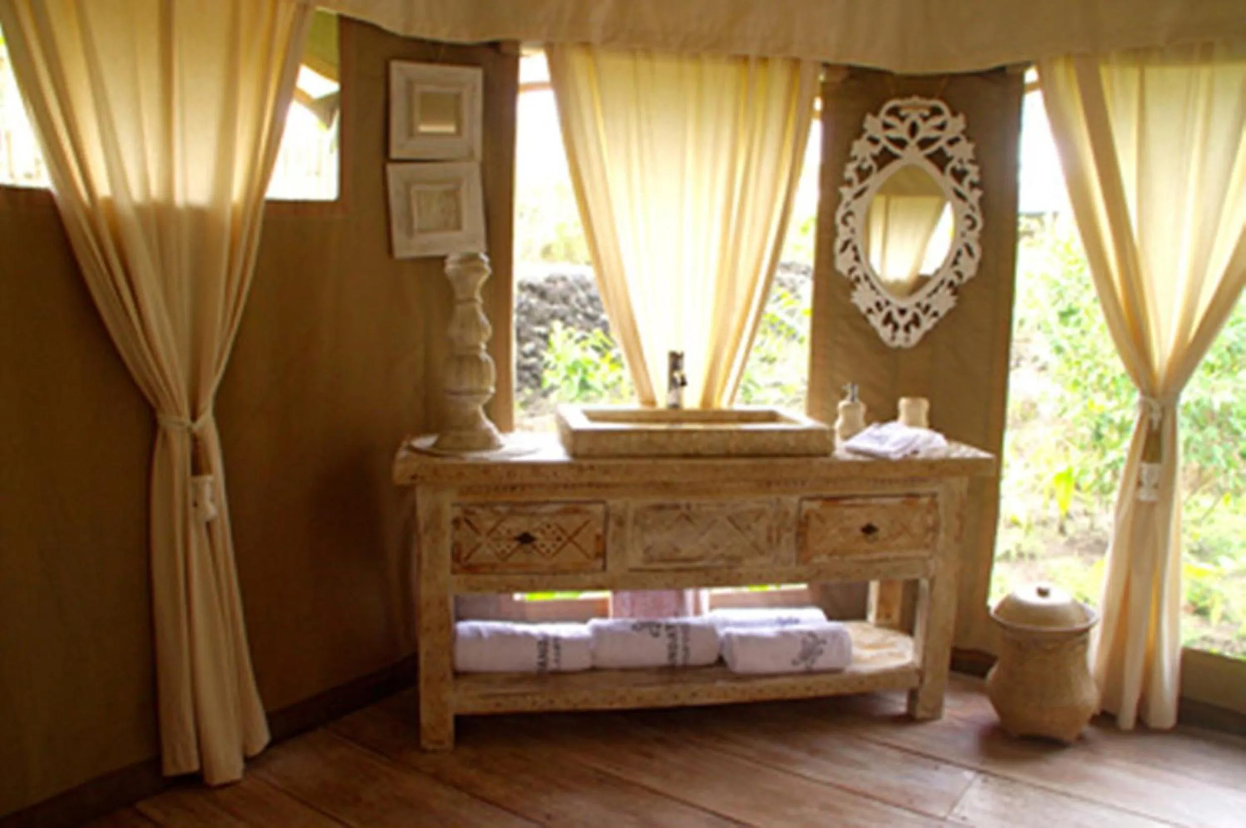 Bathroom, Bed in Sandat Glamping Tents