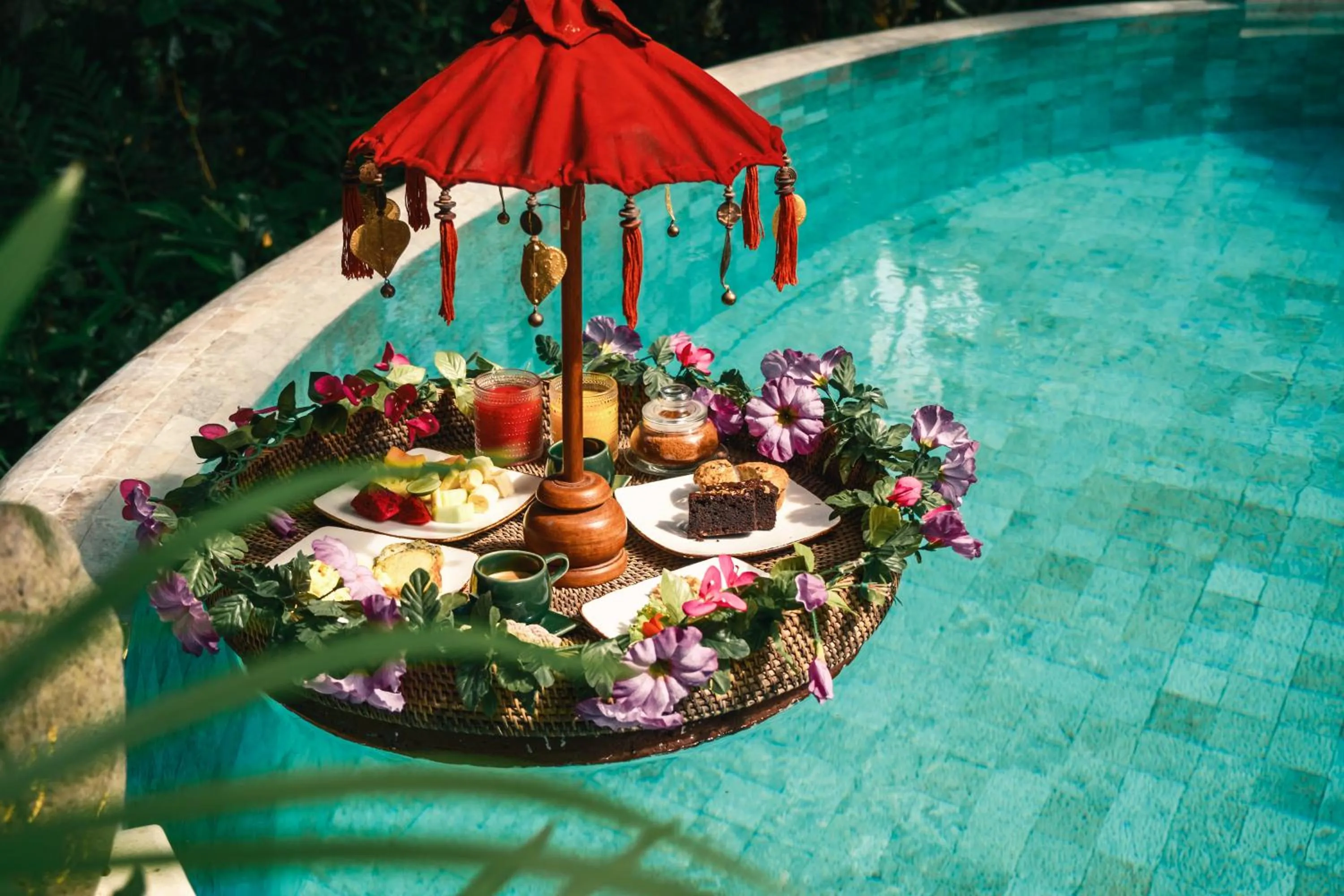 Restaurant/places to eat in Sandat Glamping Tents