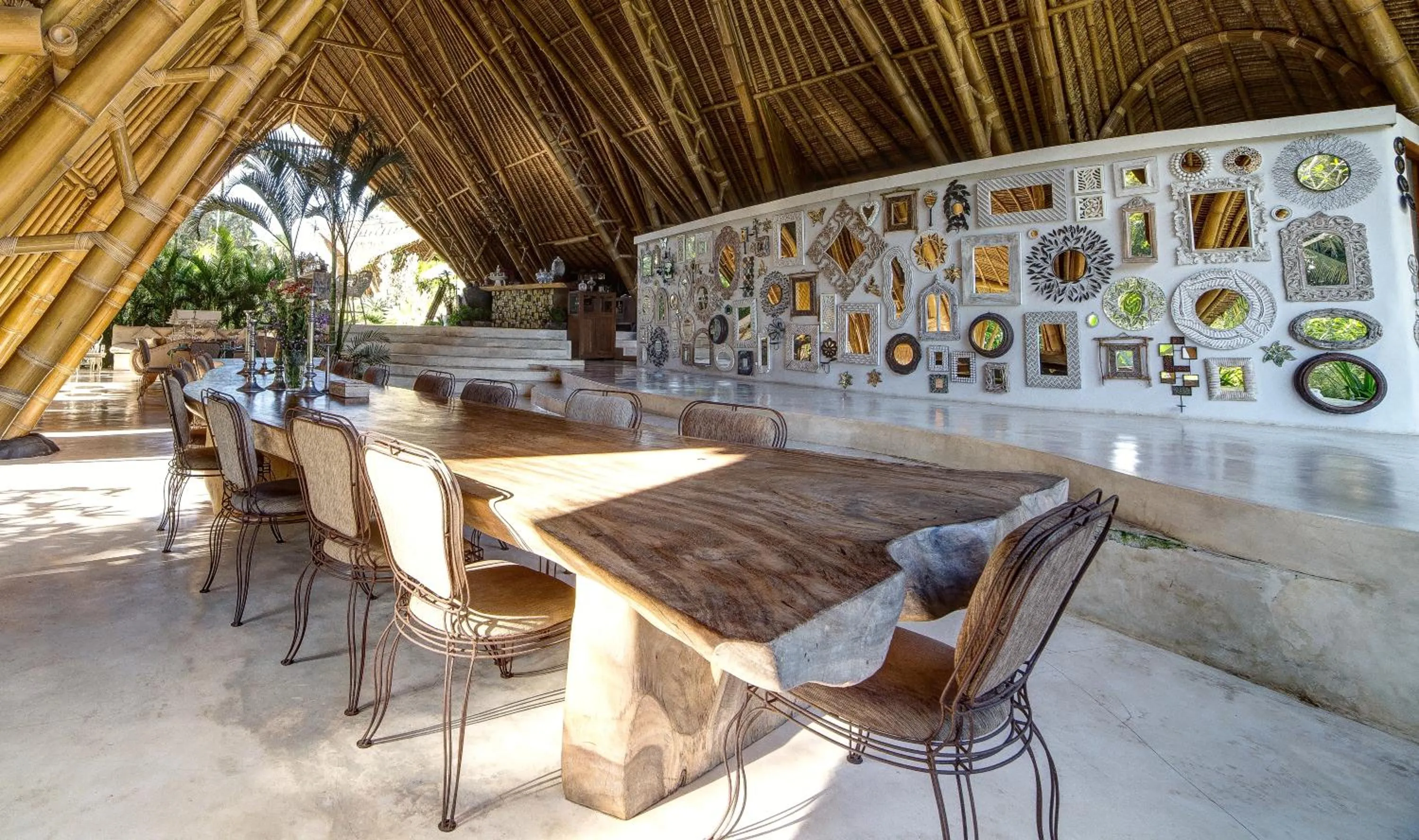 Restaurant/places to eat in Sandat Glamping Tents